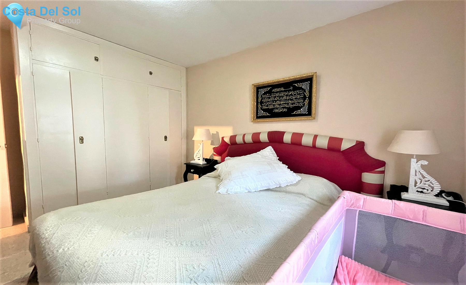 Middle Floor Apartment in Elviria-704180