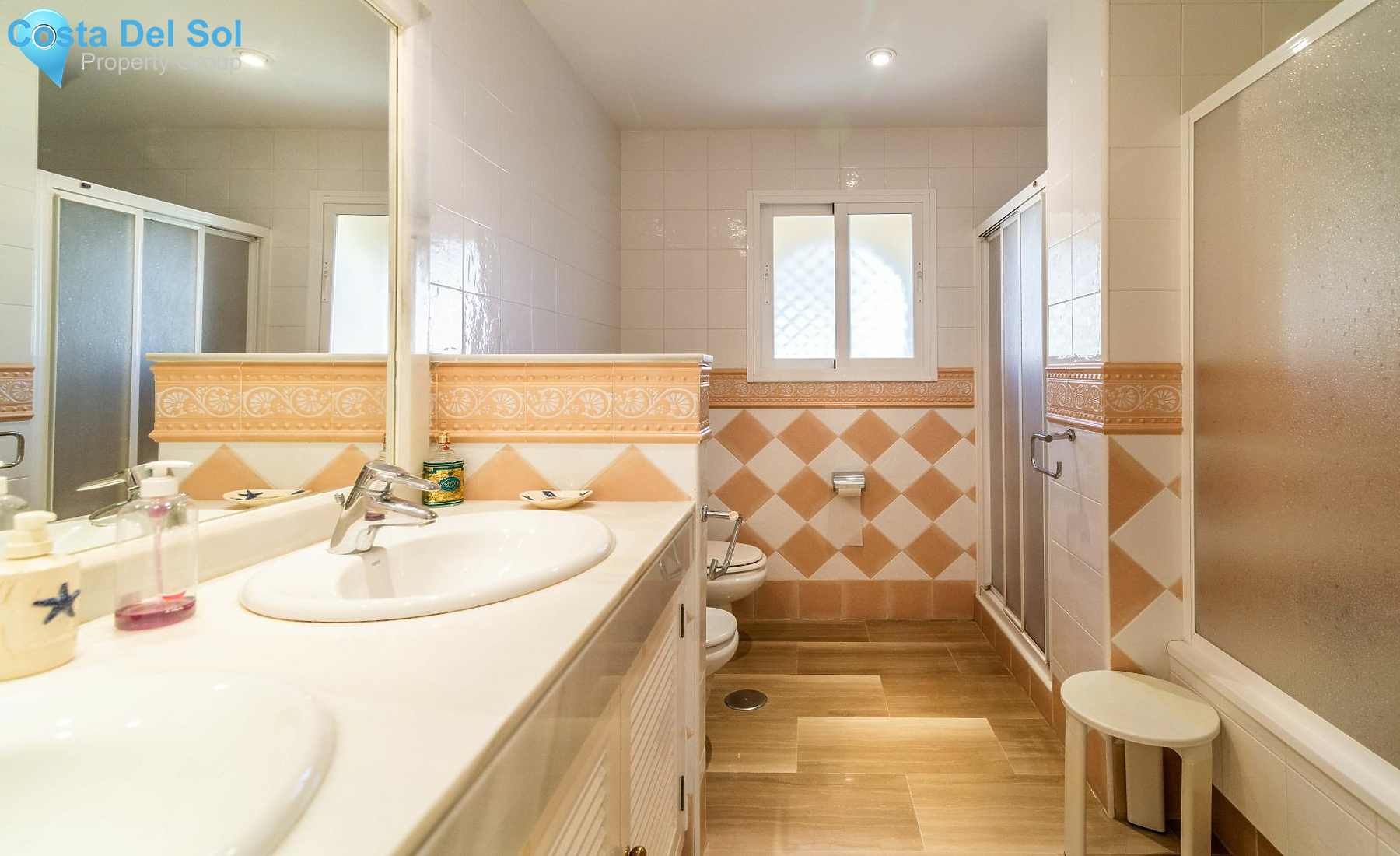 Middle Floor Apartment in Elviria-1146308