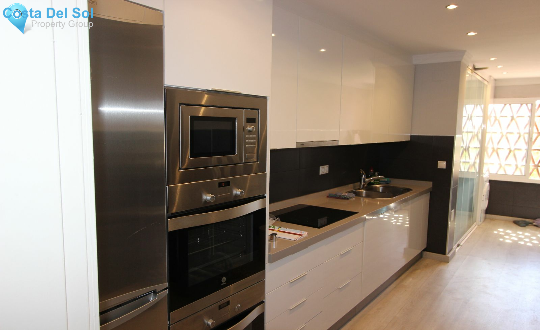 Middle Floor Apartment in Elviria-1149460