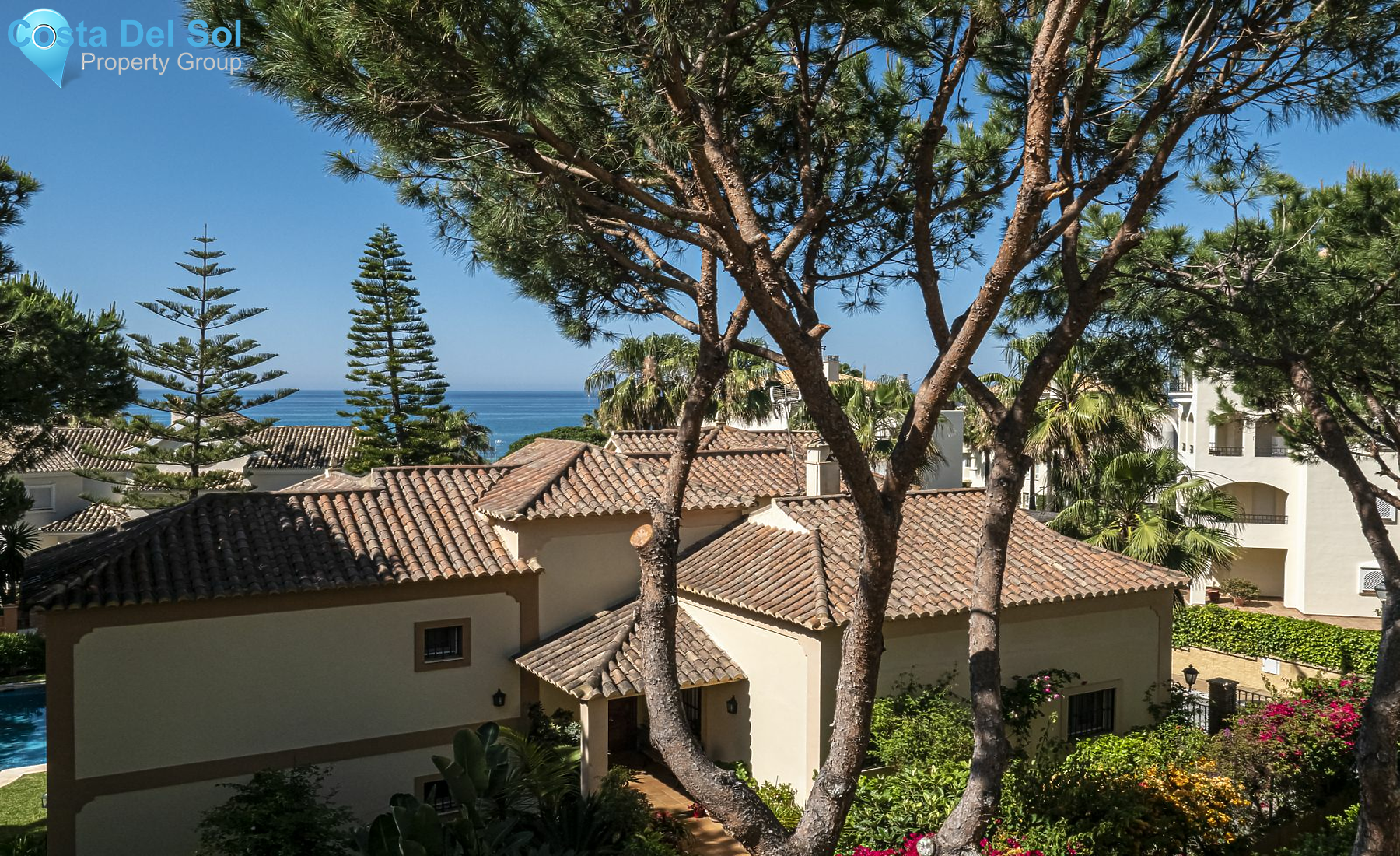 Middle Floor Apartment in Elviria-1389619