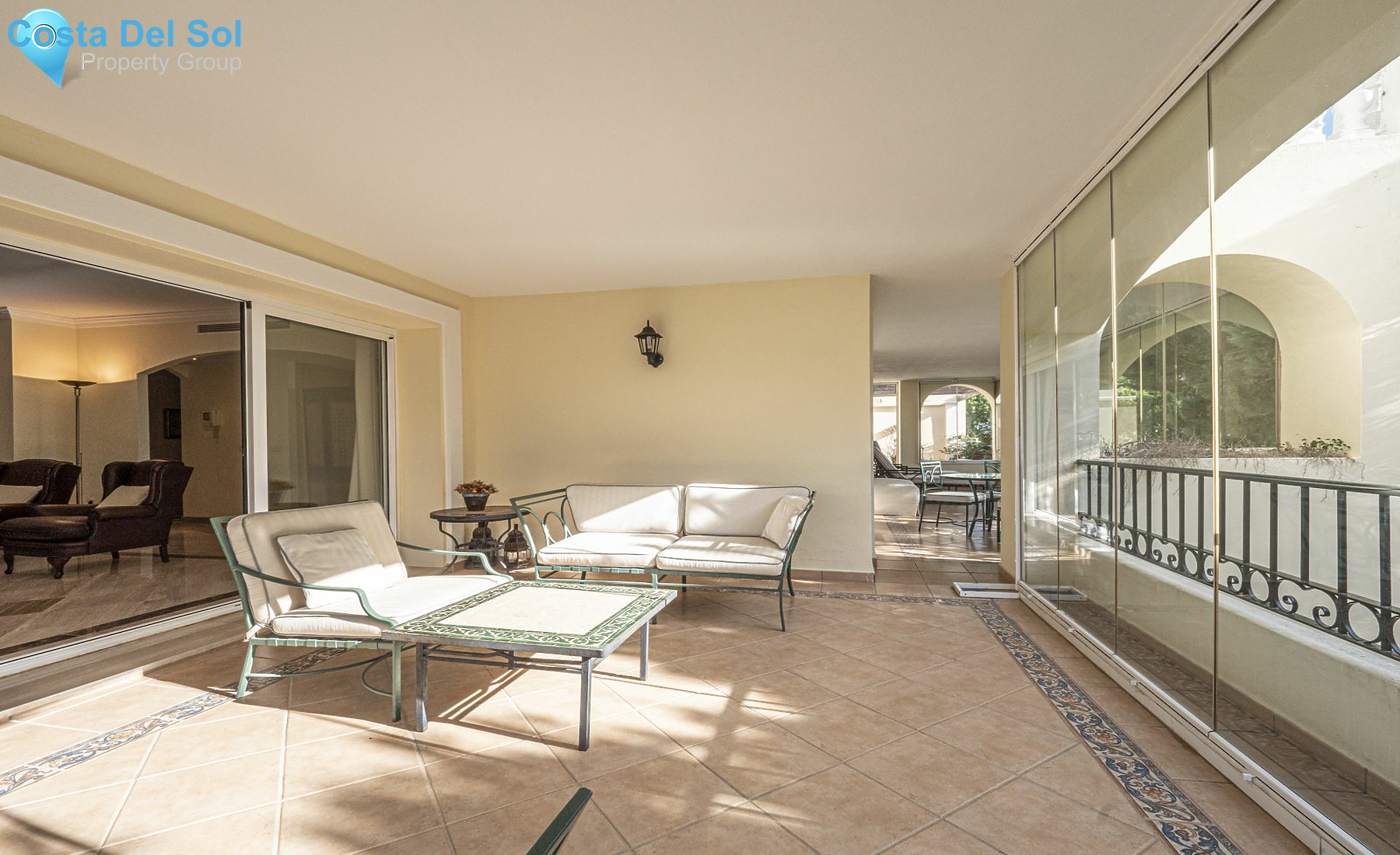 Middle Floor Apartment in Elviria-1389611