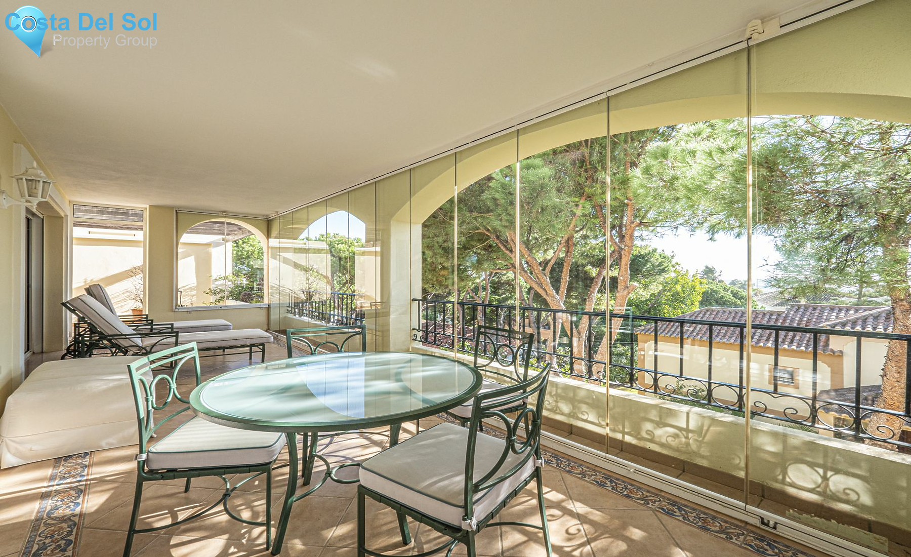 Middle Floor Apartment in Elviria-1389613