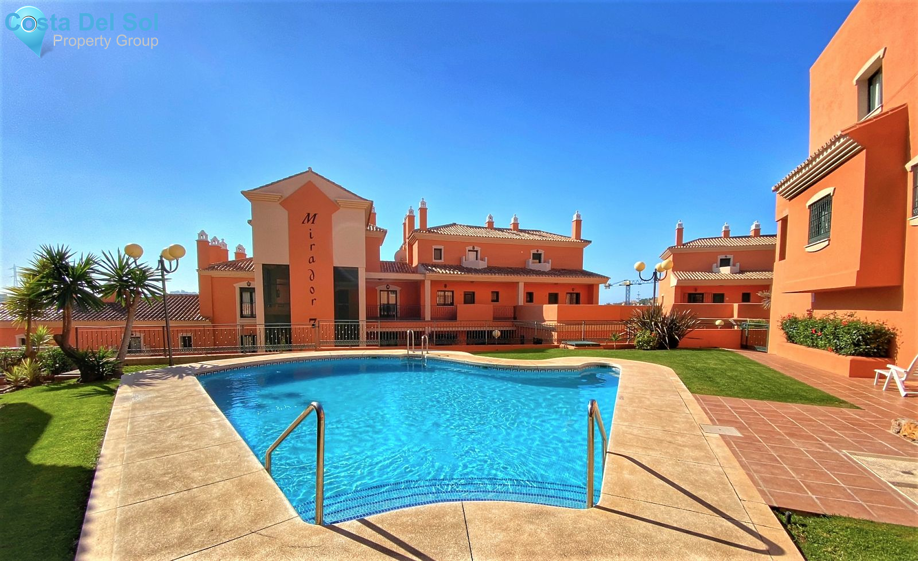 Middle Floor Apartment in Elviria-1418959