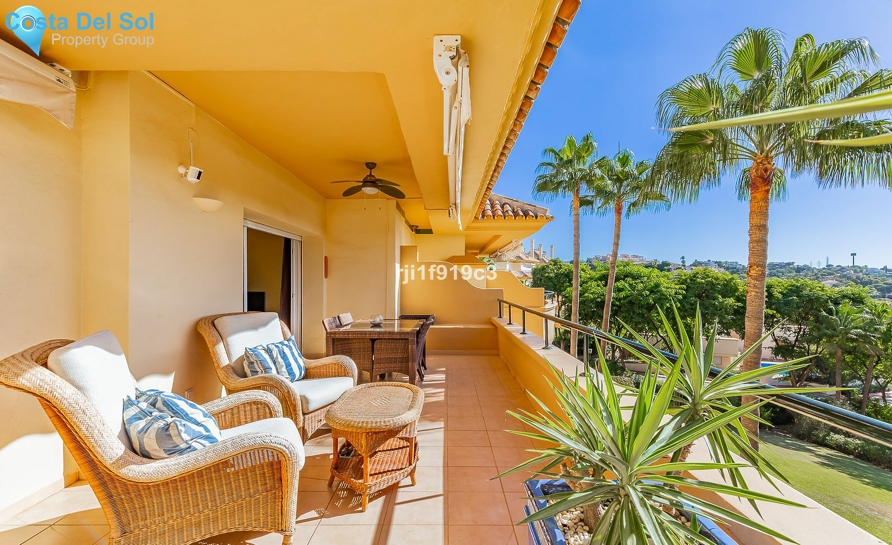 Middle Floor Apartment in Elviria-1467867