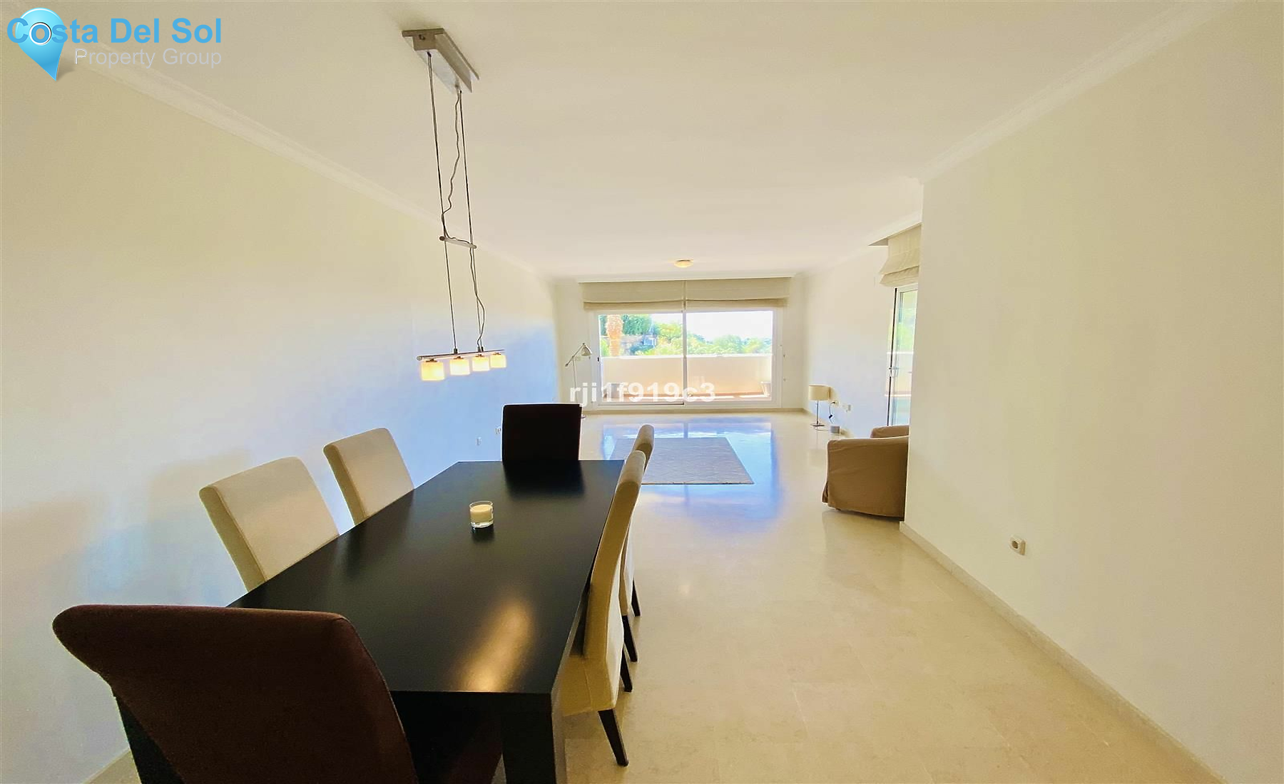 Middle Floor Apartment in Elviria-1493065