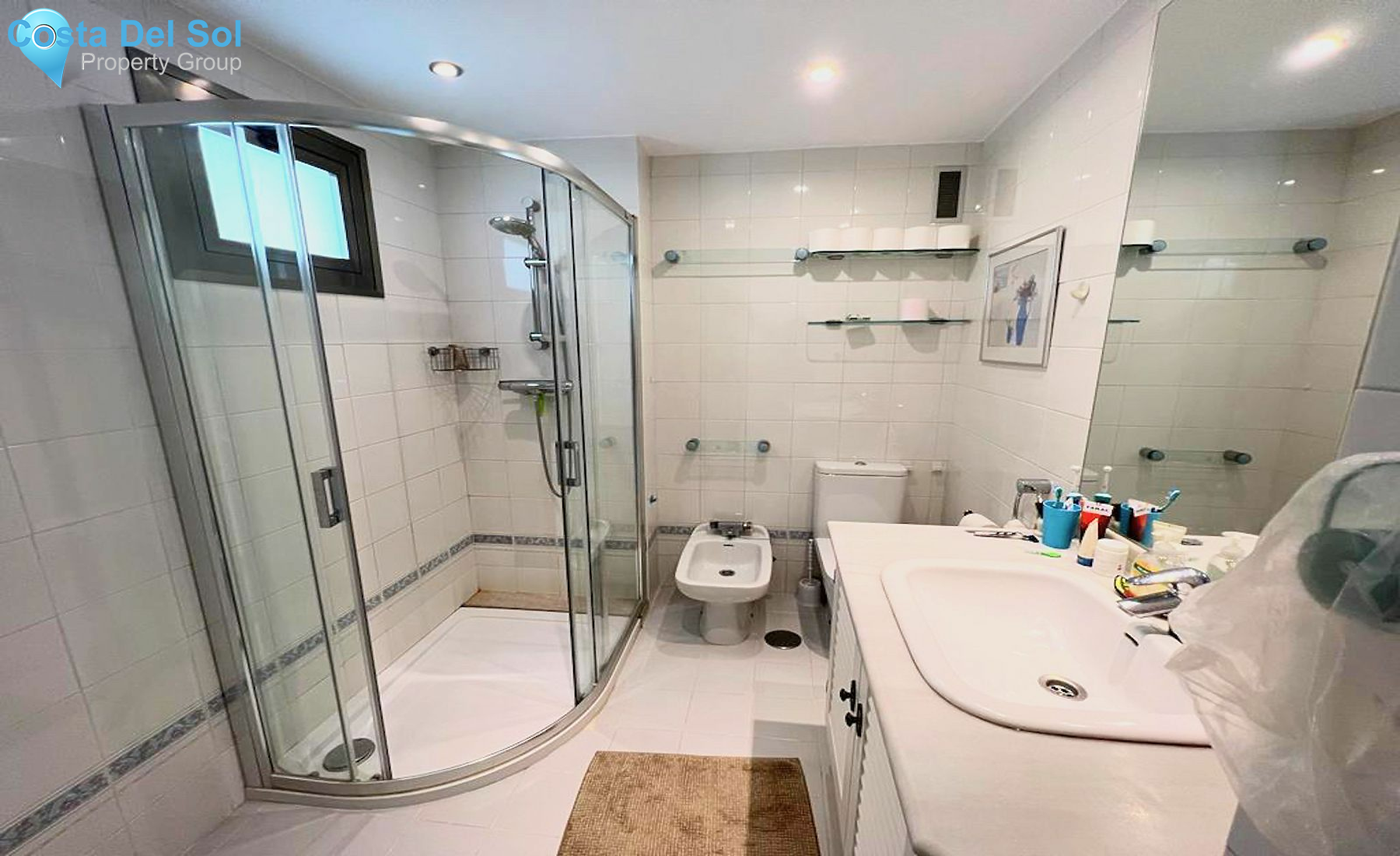 Middle Floor Apartment in Elviria-1517363