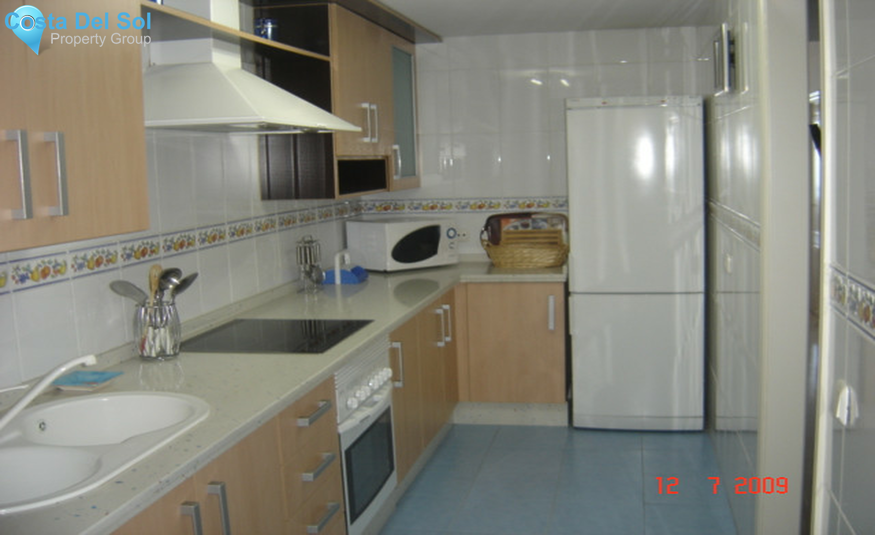 Top Floor Apartment in Estepona-690656