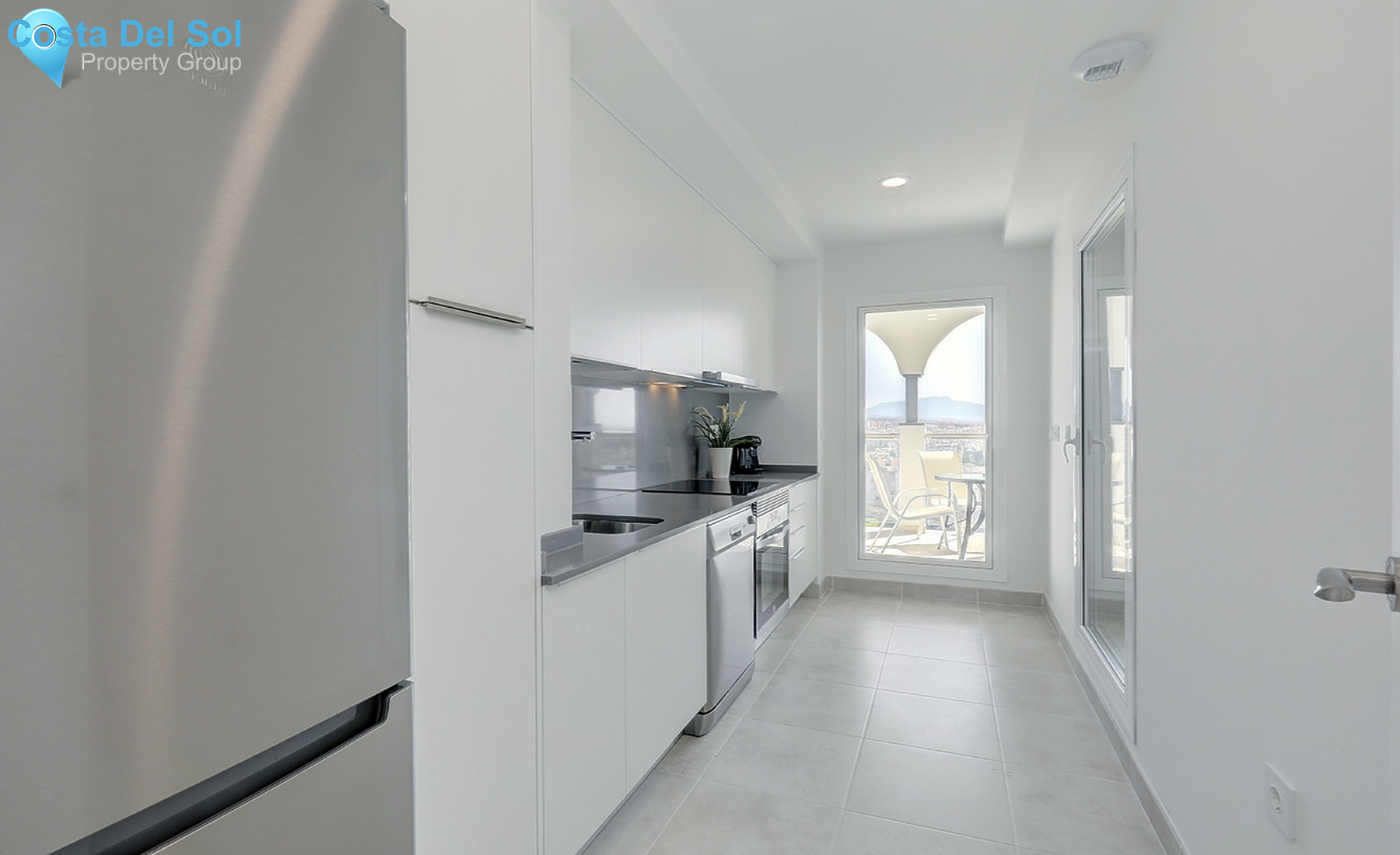 Middle Floor Apartment in Estepona-1236798