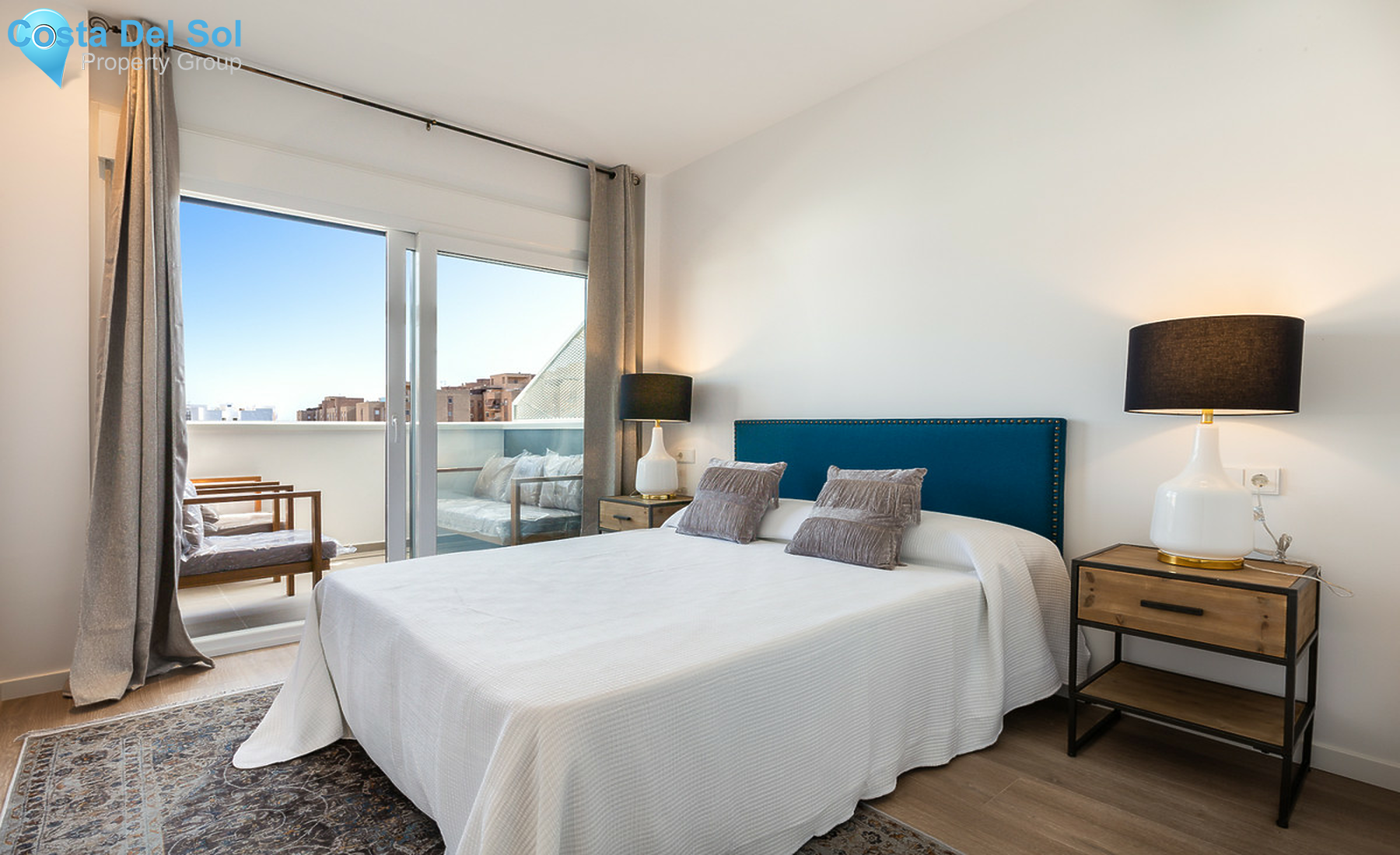 Middle Floor Apartment in Estepona-1237097