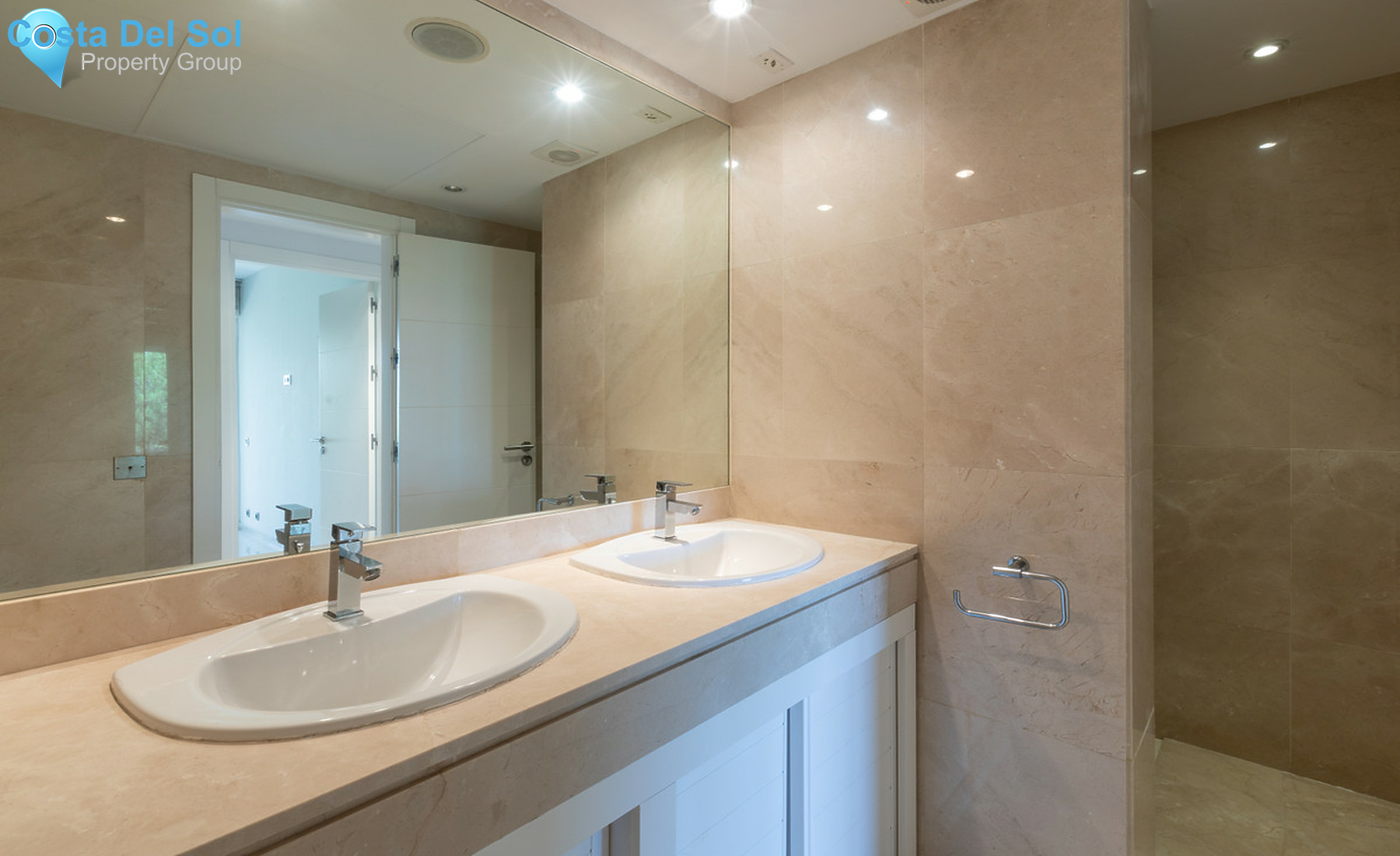 Middle Floor Apartment in Estepona-1239048