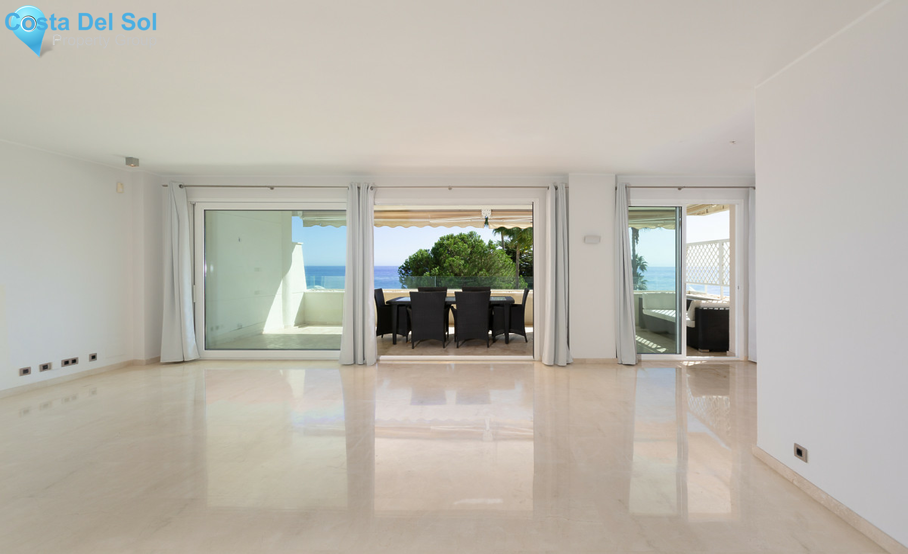 Middle Floor Apartment in Estepona-1239039