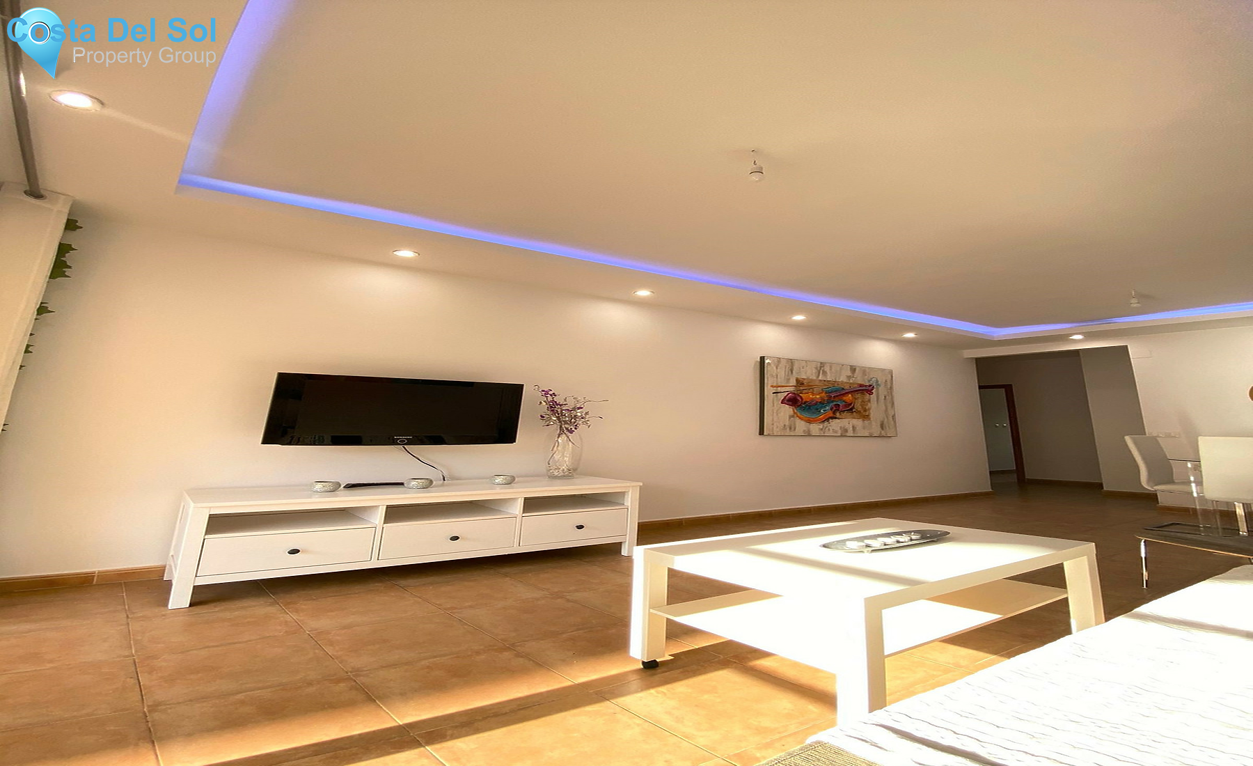 Middle Floor Apartment in Estepona-1241003