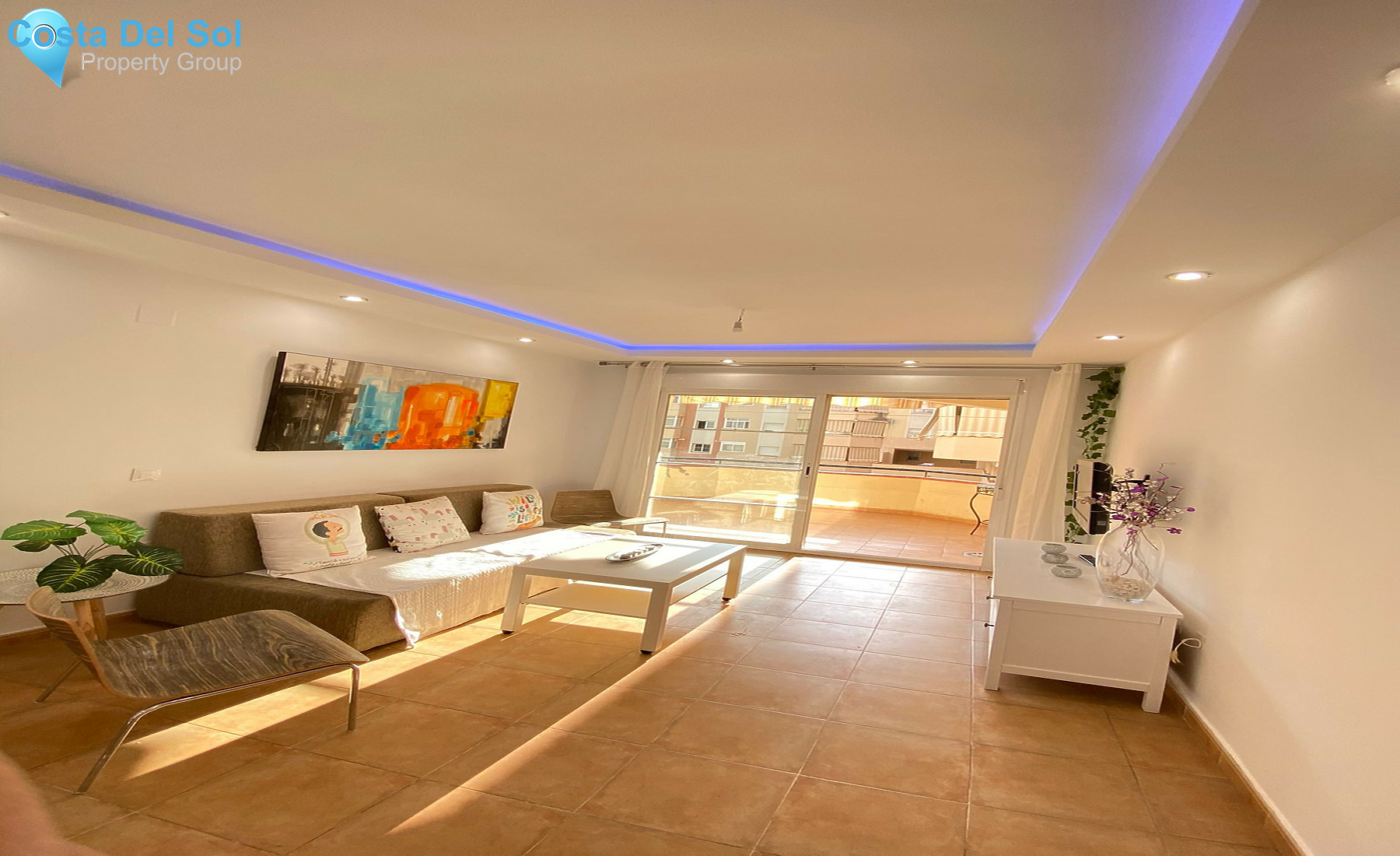 Middle Floor Apartment in Estepona-1240994