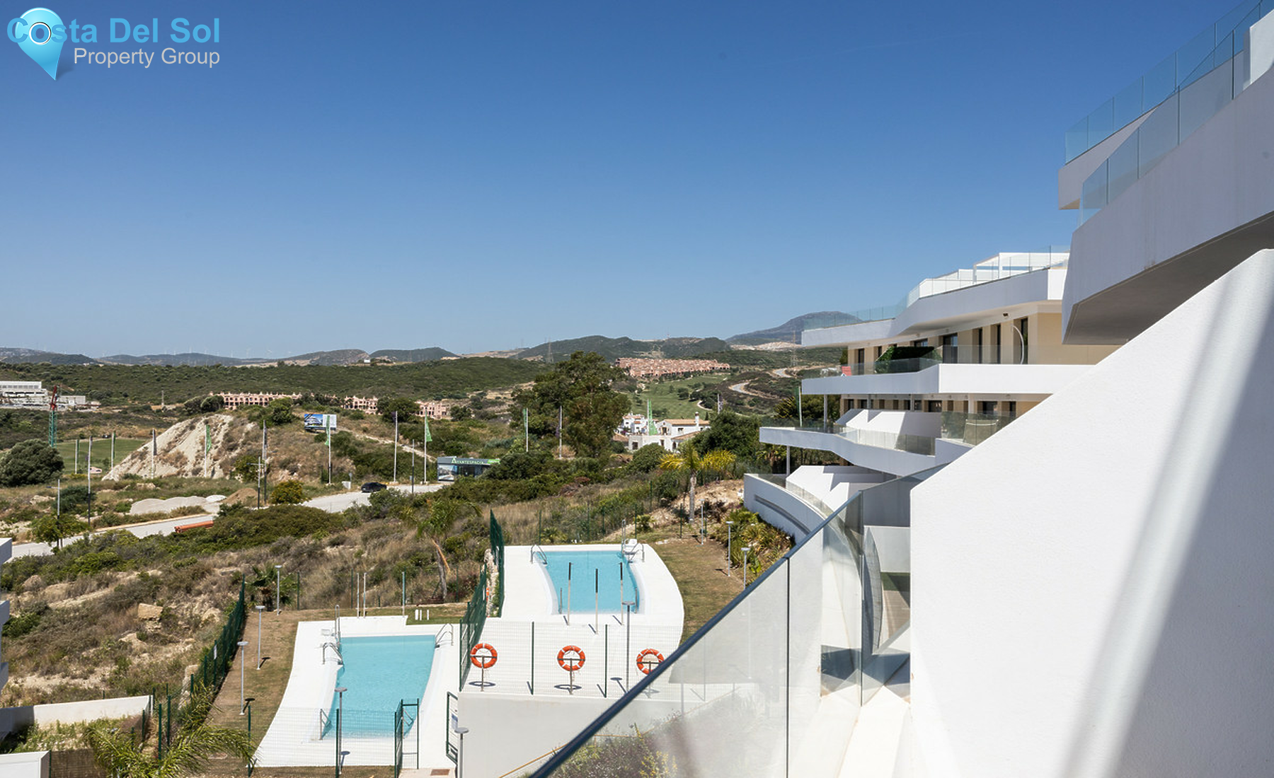 Middle Floor Apartment in Estepona-1241129