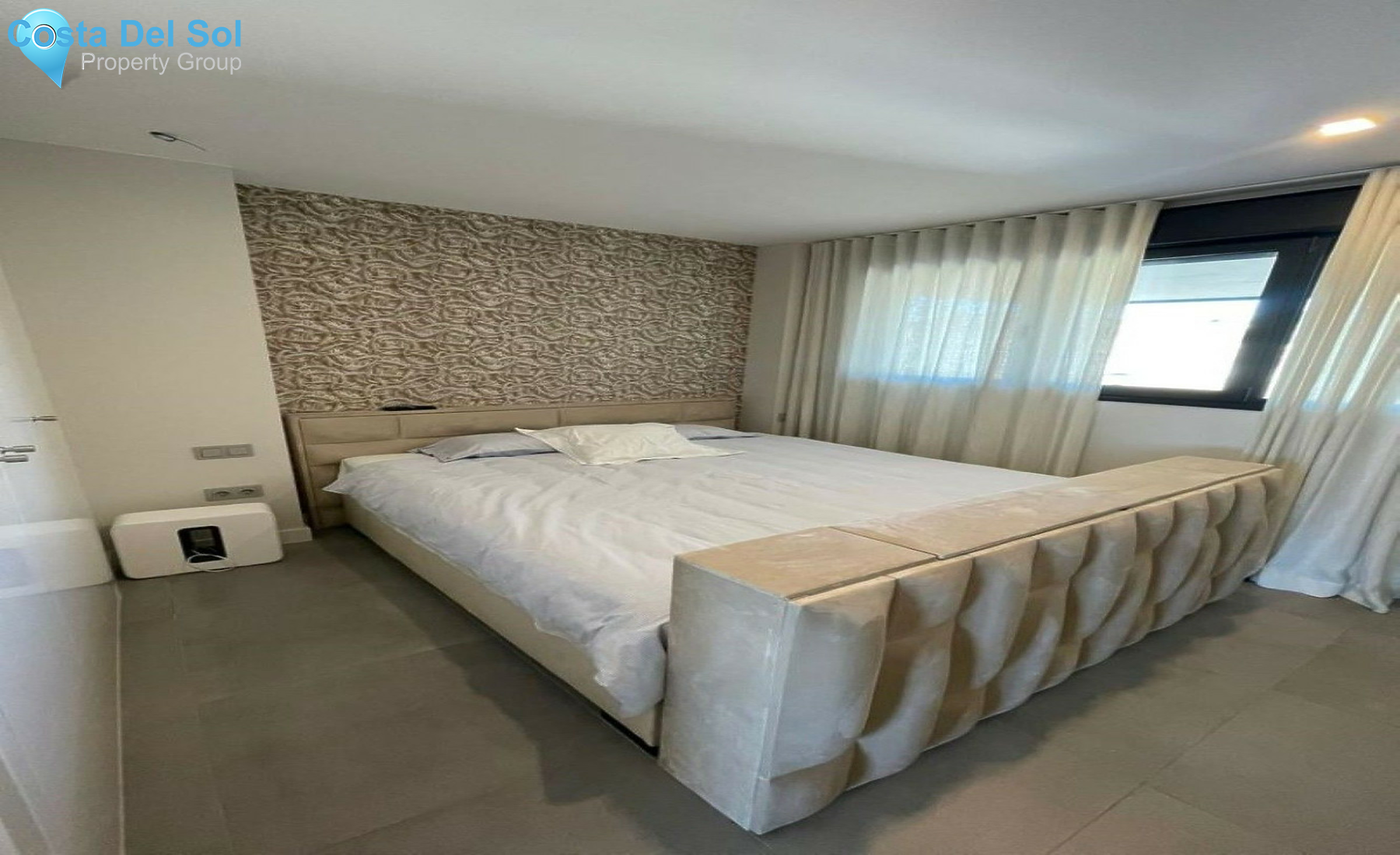 Middle Floor Apartment in Estepona-1255723