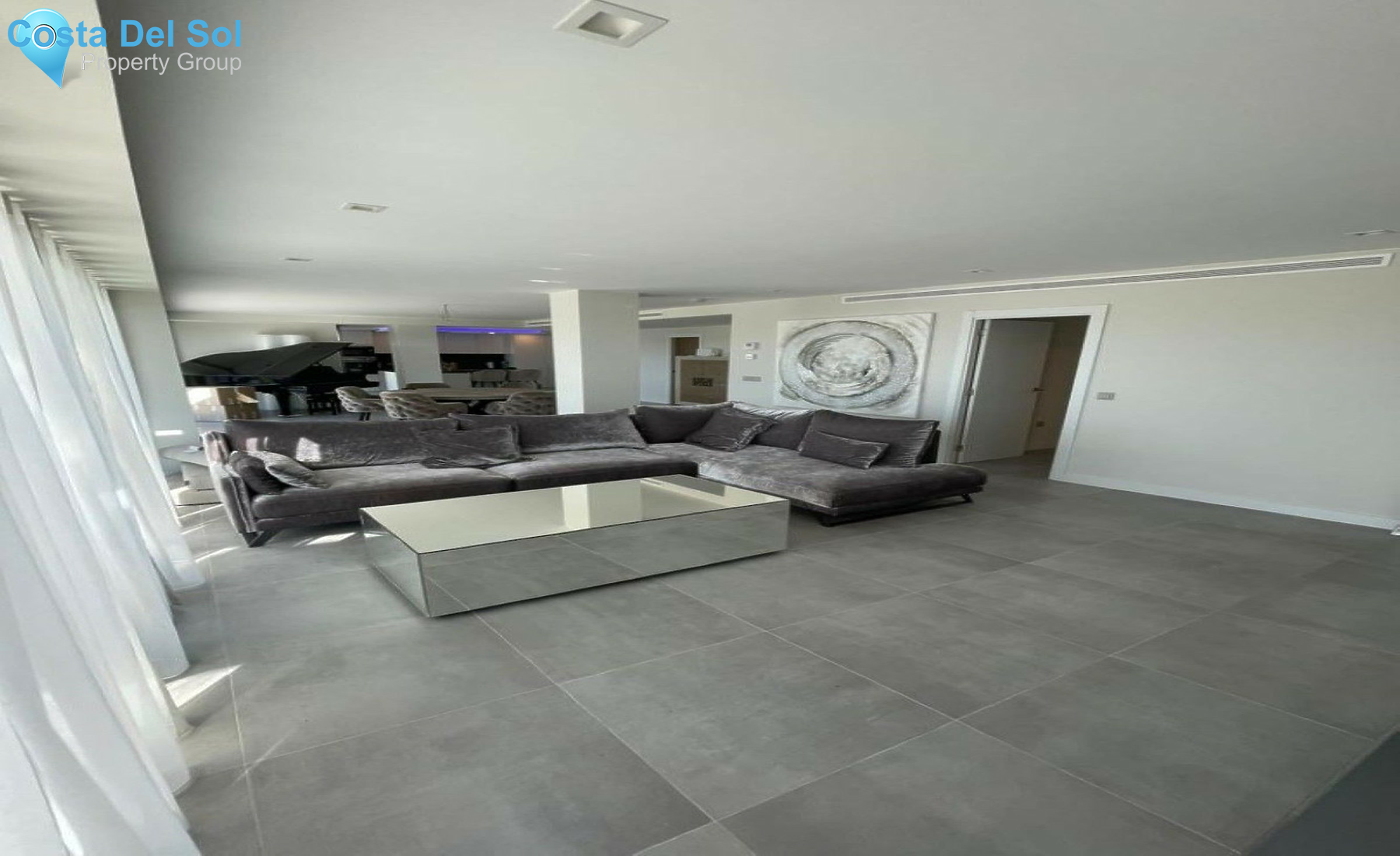 Middle Floor Apartment in Estepona-1255711
