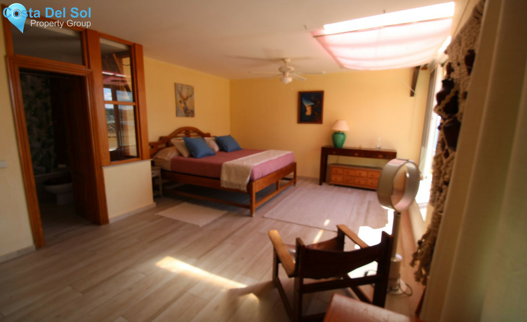Middle Floor Apartment in Estepona-1256366