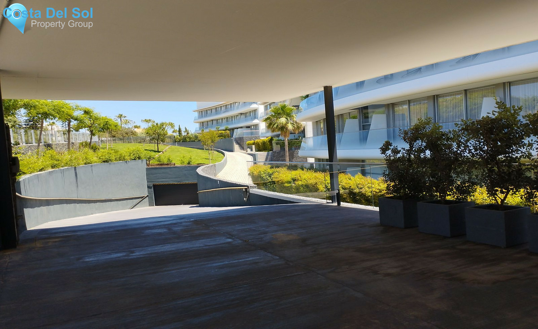Middle Floor Apartment in Estepona-1257397