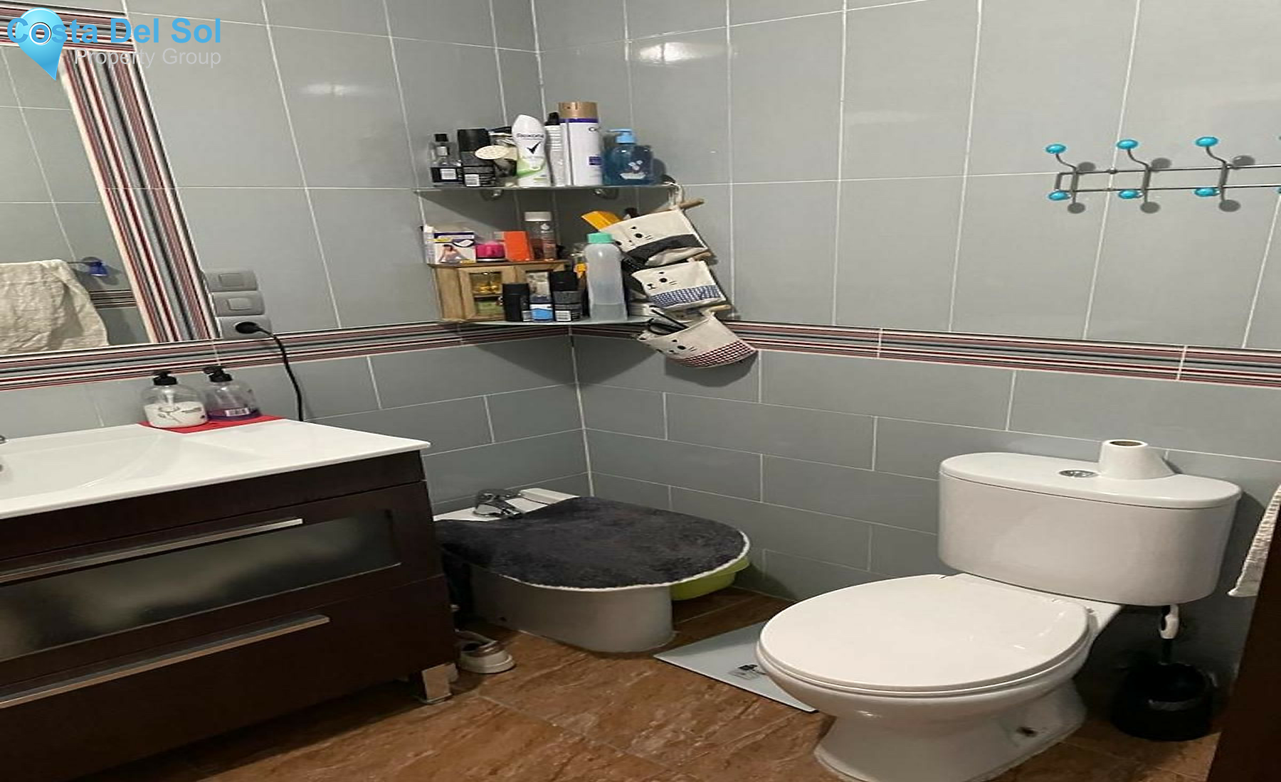 Middle Floor Apartment in Estepona