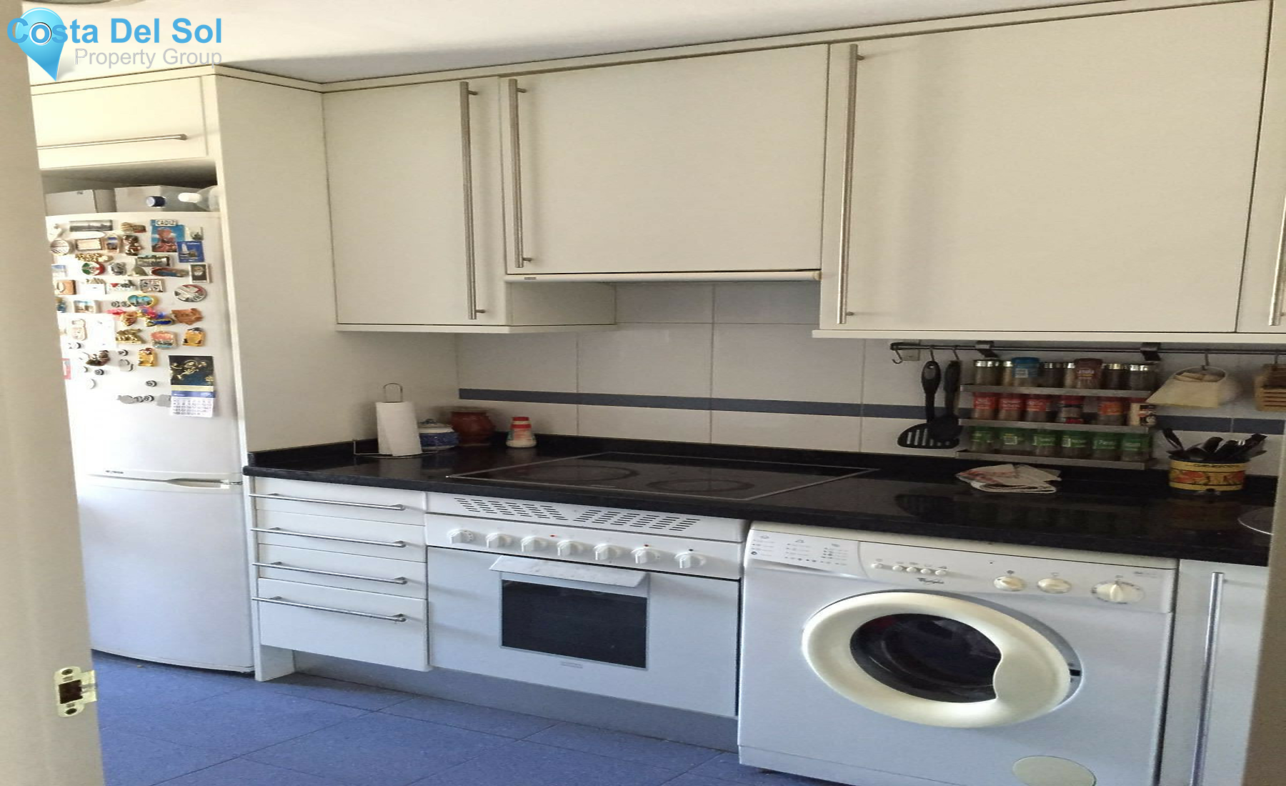 Middle Floor Apartment in Estepona-1270385