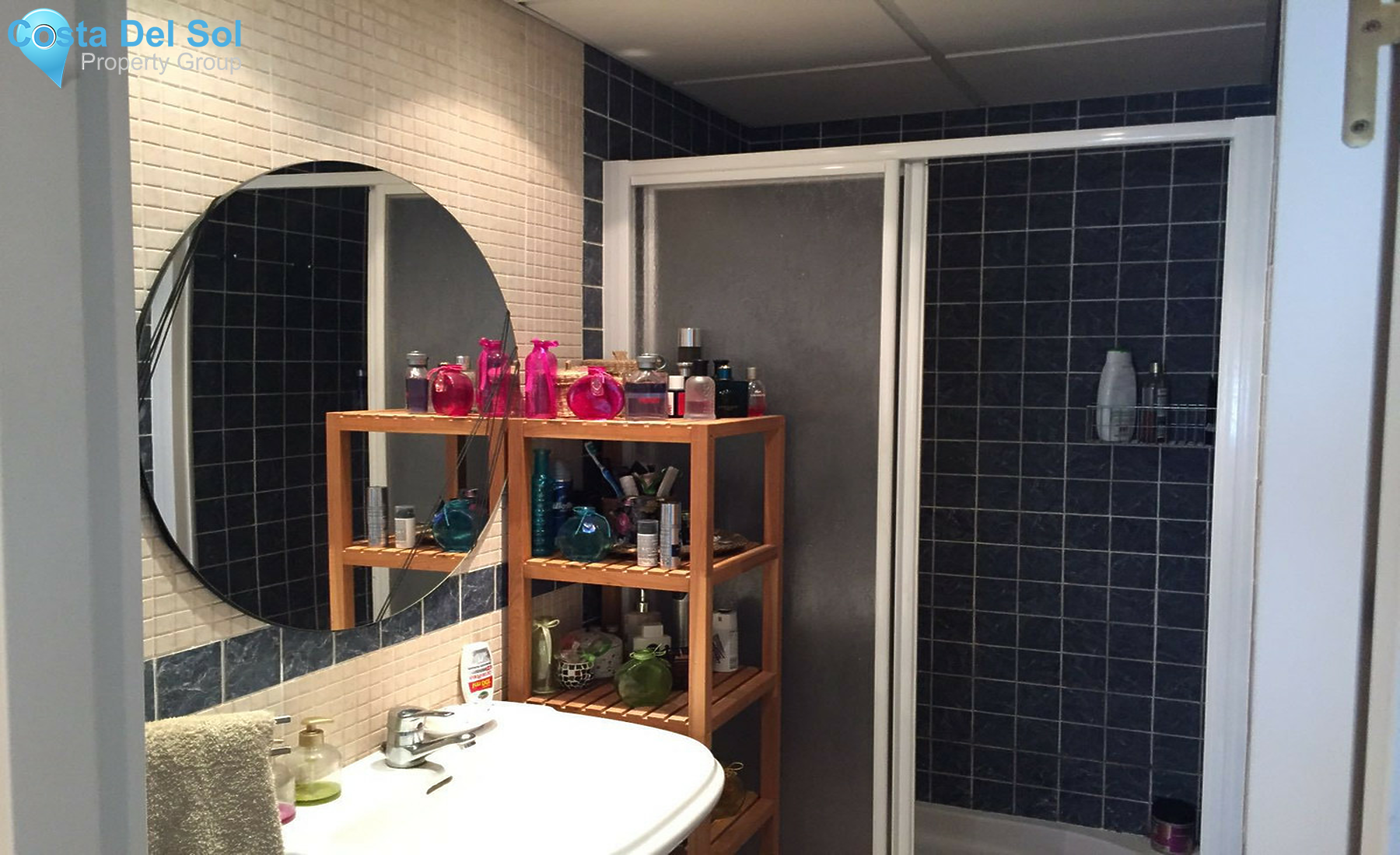 Middle Floor Apartment in Estepona-1270378