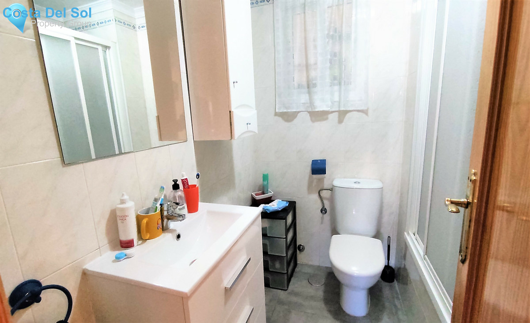 Middle Floor Apartment in Estepona-1305131