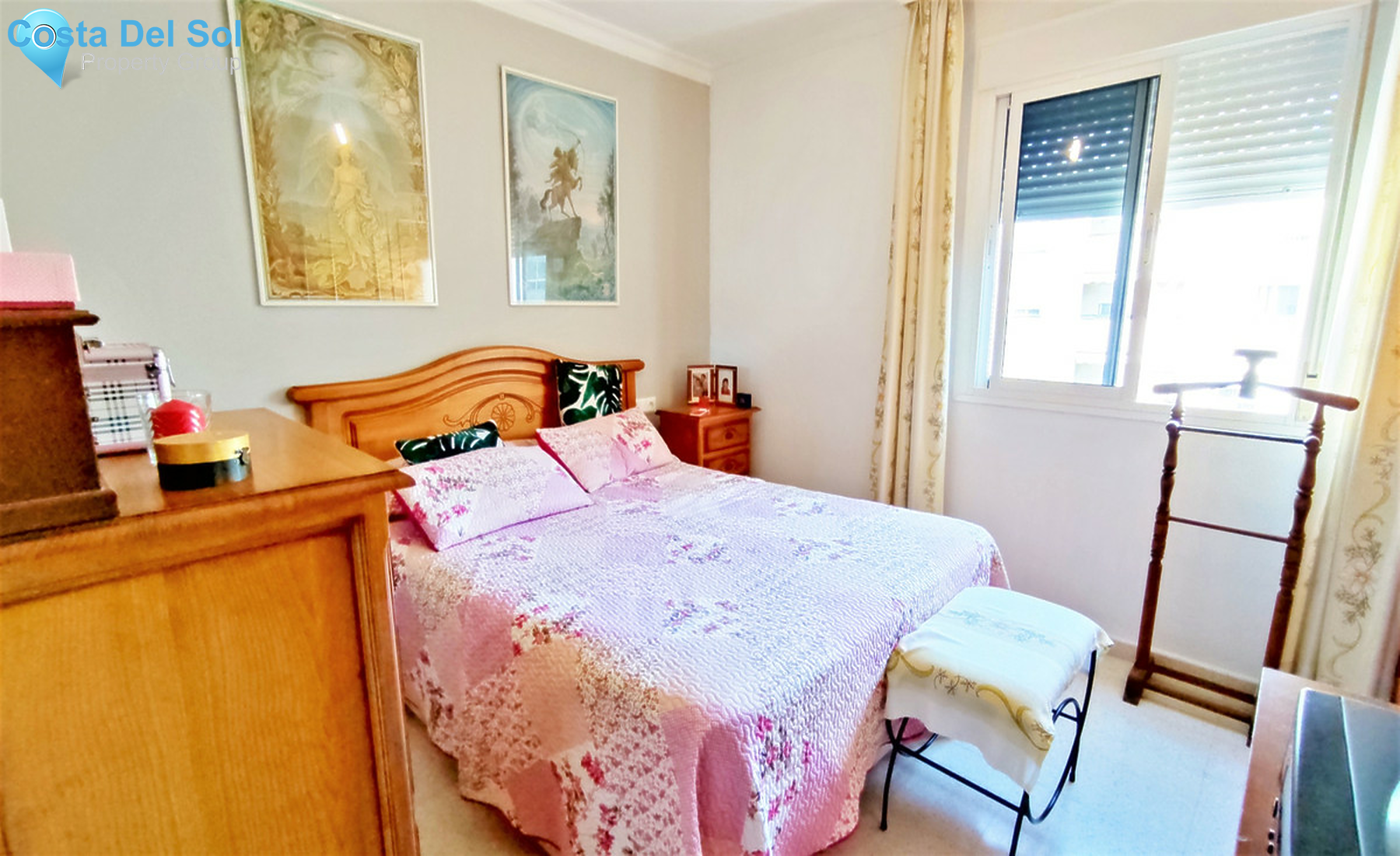 Middle Floor Apartment in Estepona-1305126