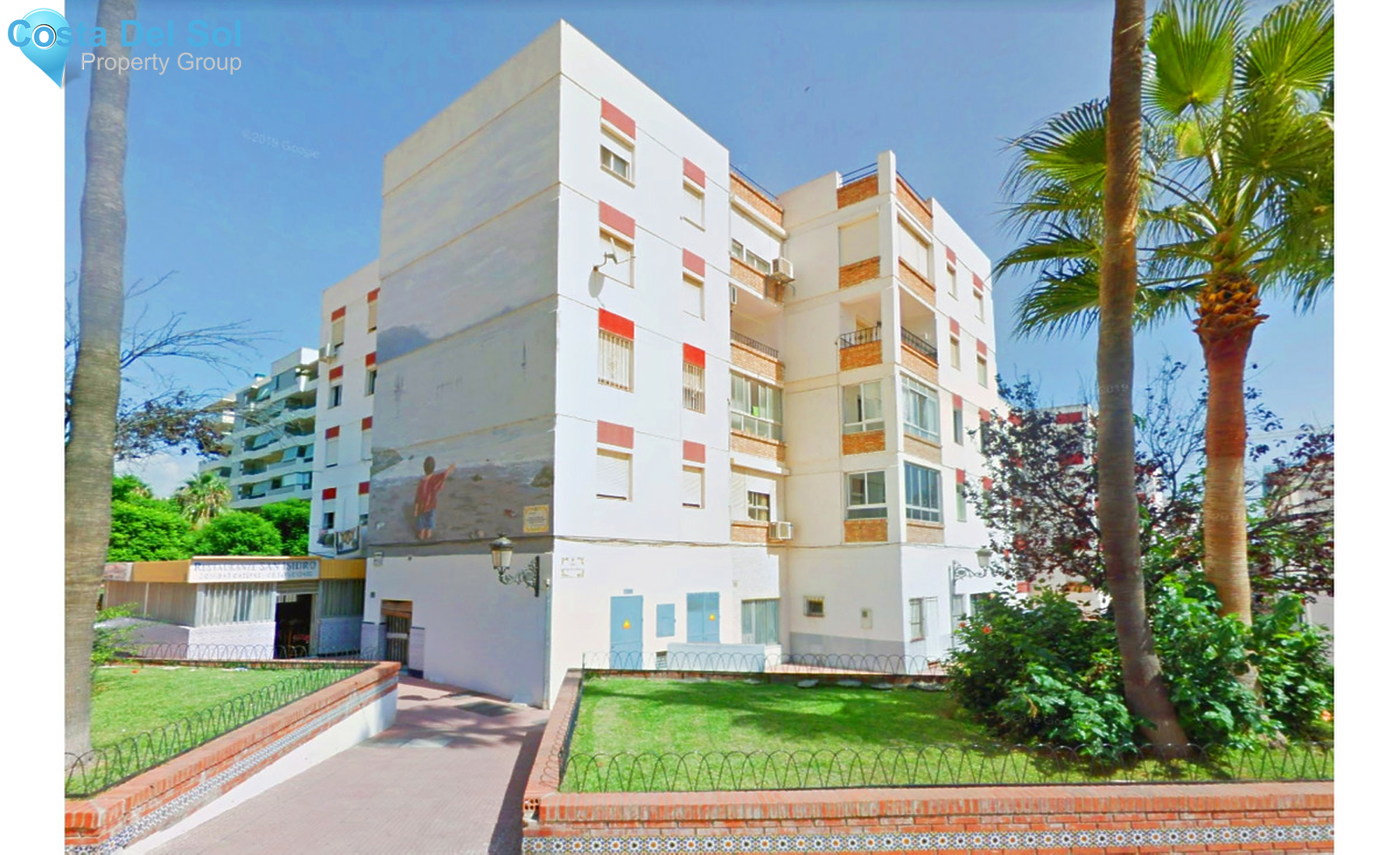 Middle Floor Apartment in Estepona-1326769
