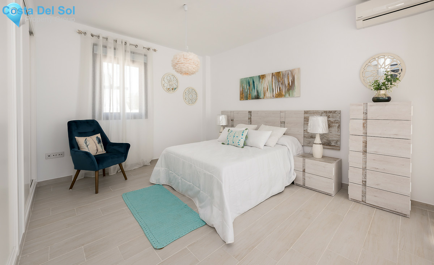 Middle Floor Apartment in Estepona-1328901