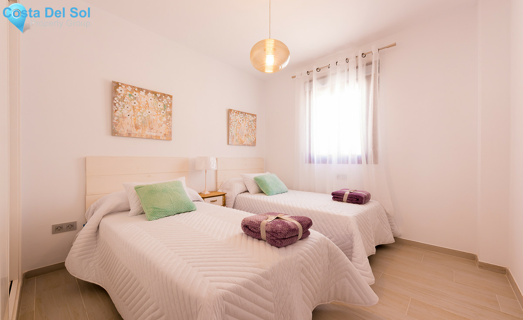 Middle Floor Apartment in Estepona-1328904