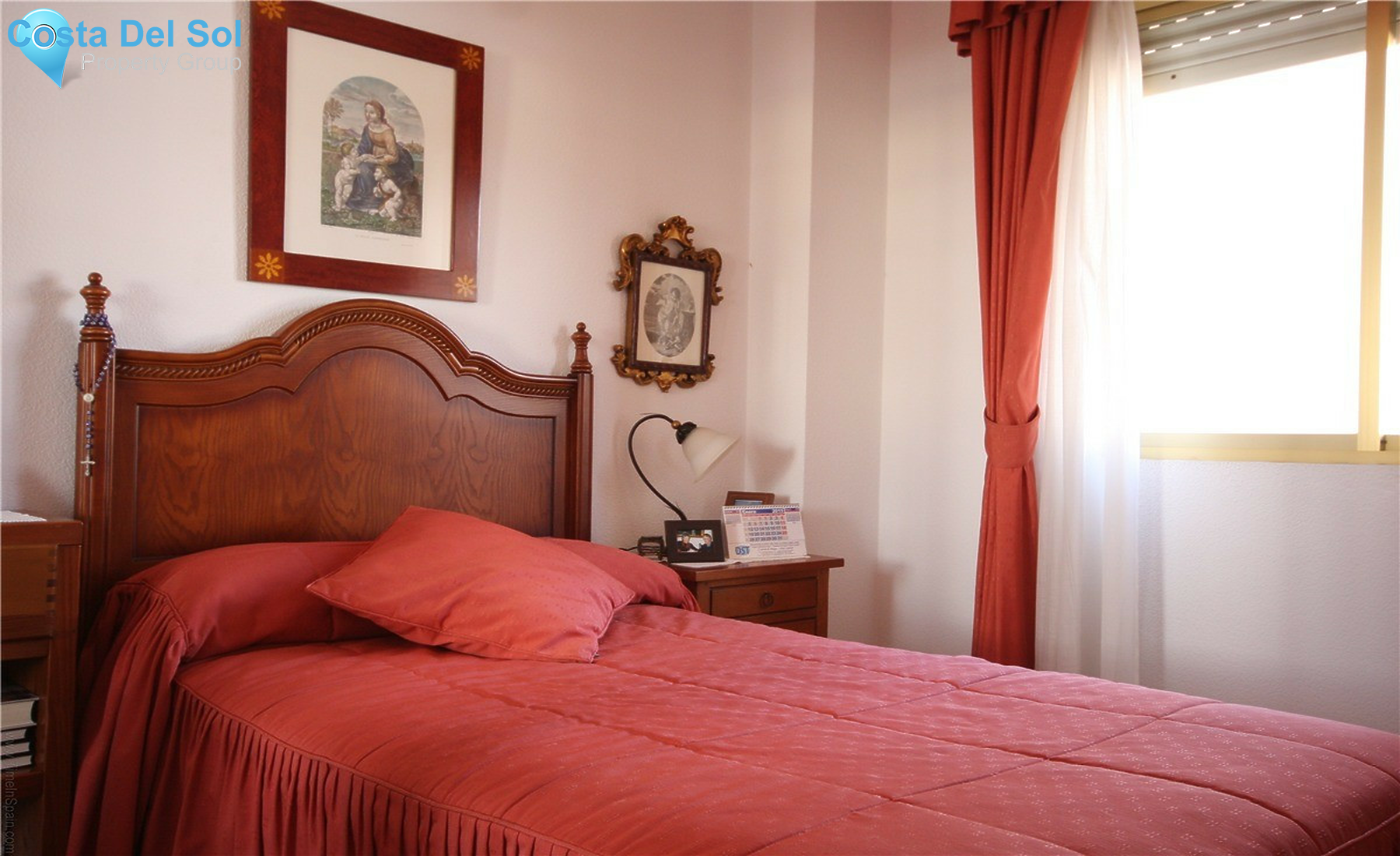 Middle Floor Apartment in Estepona-1329366