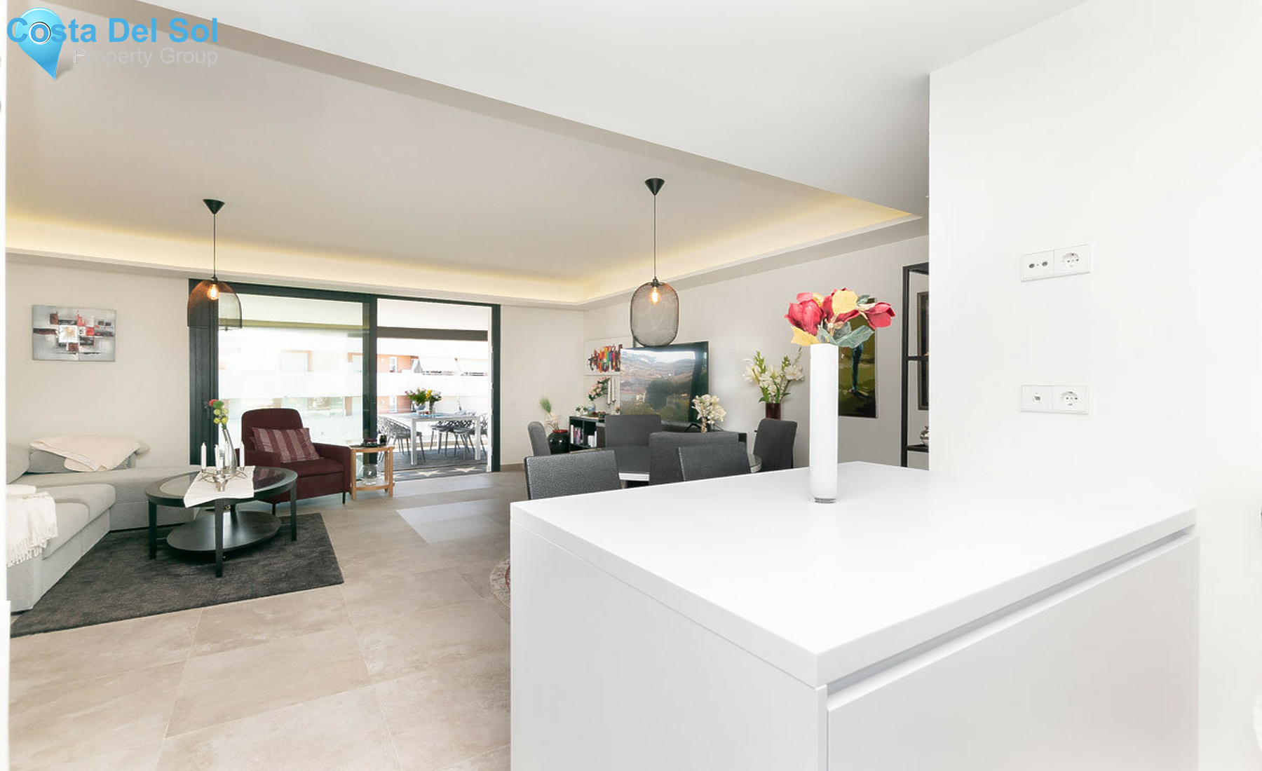Middle Floor Apartment in Estepona-1332813