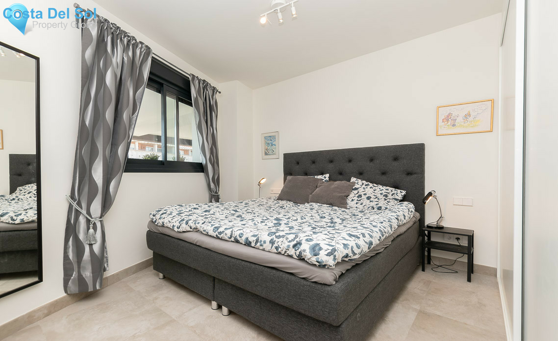 Middle Floor Apartment in Estepona-1332815