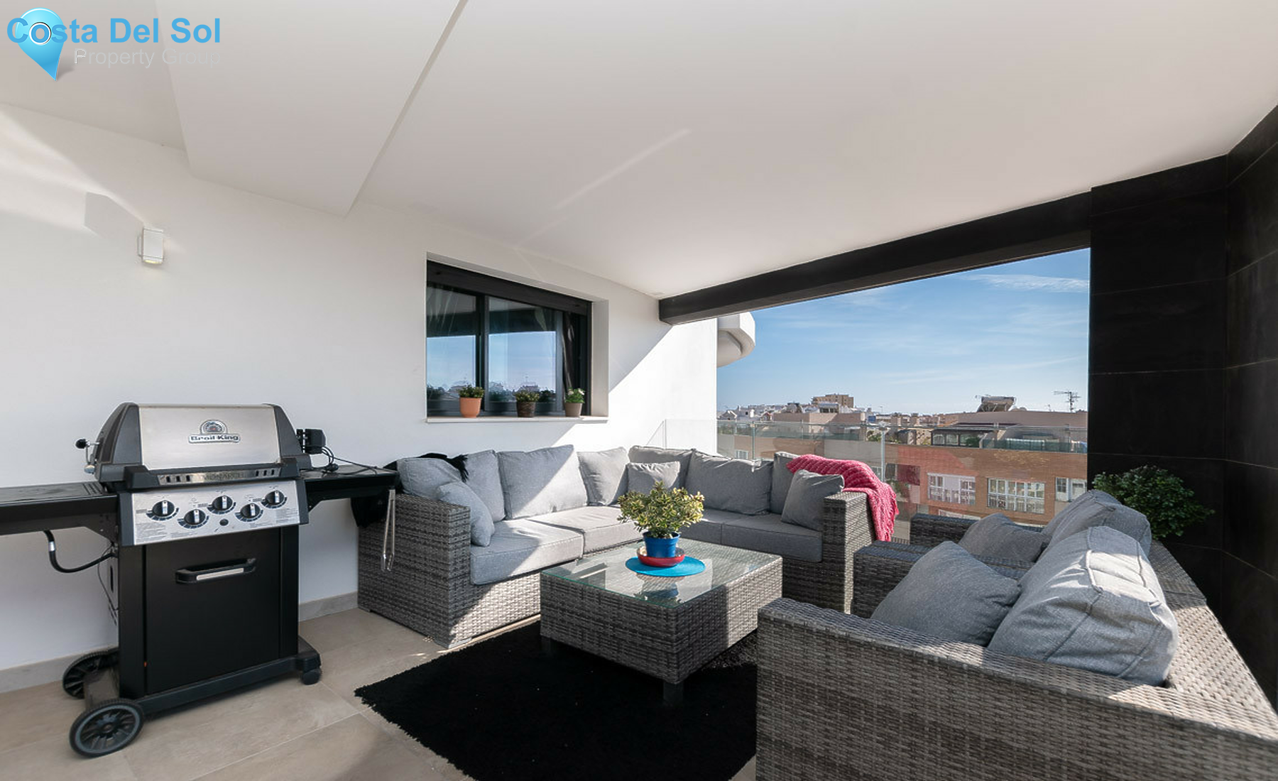 Middle Floor Apartment in Estepona-1332804