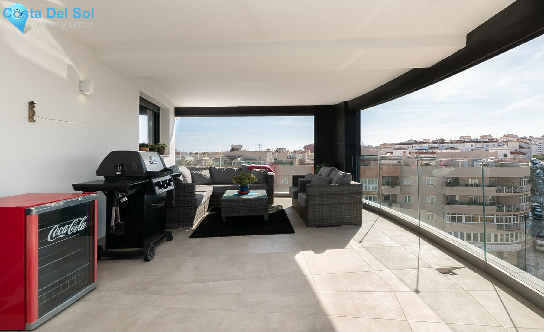 Middle Floor Apartment in Estepona-1332808
