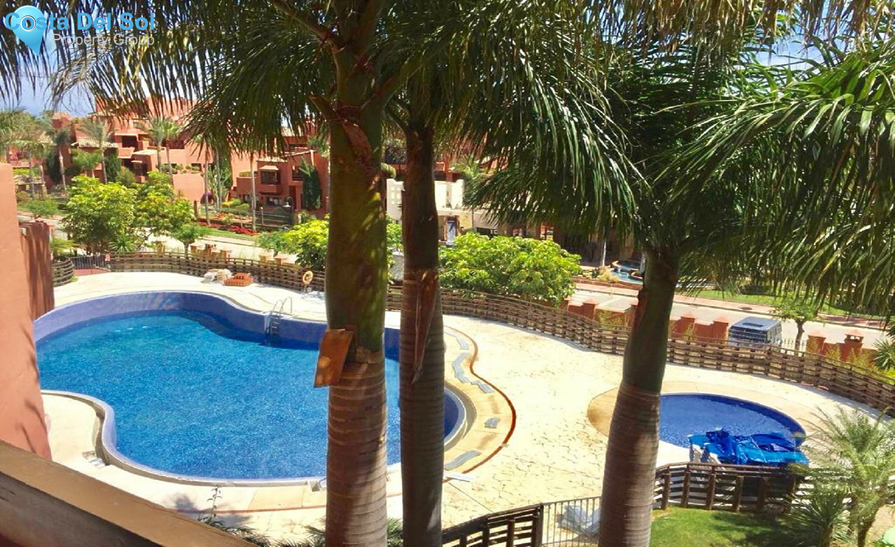 Middle Floor Apartment in Estepona