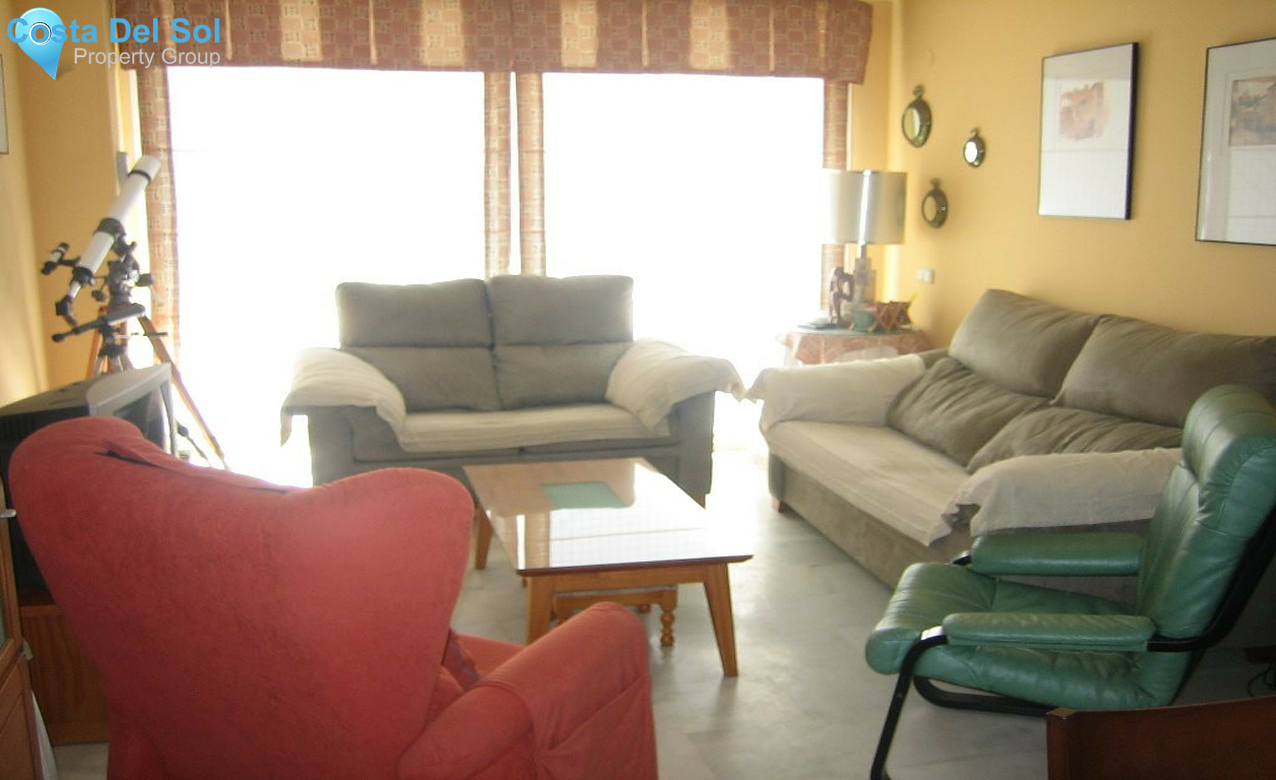 Middle Floor Apartment in Estepona-1340112