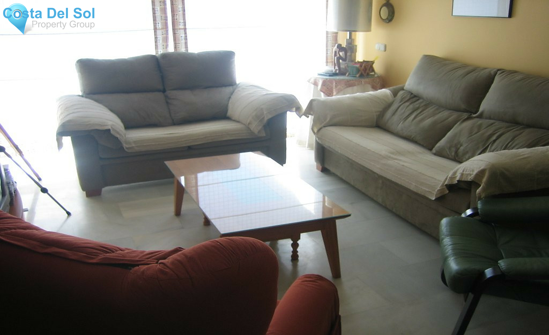 Middle Floor Apartment in Estepona-1340116