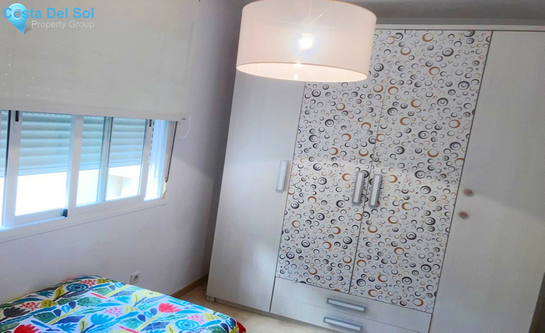 Middle Floor Apartment in Estepona-1343146