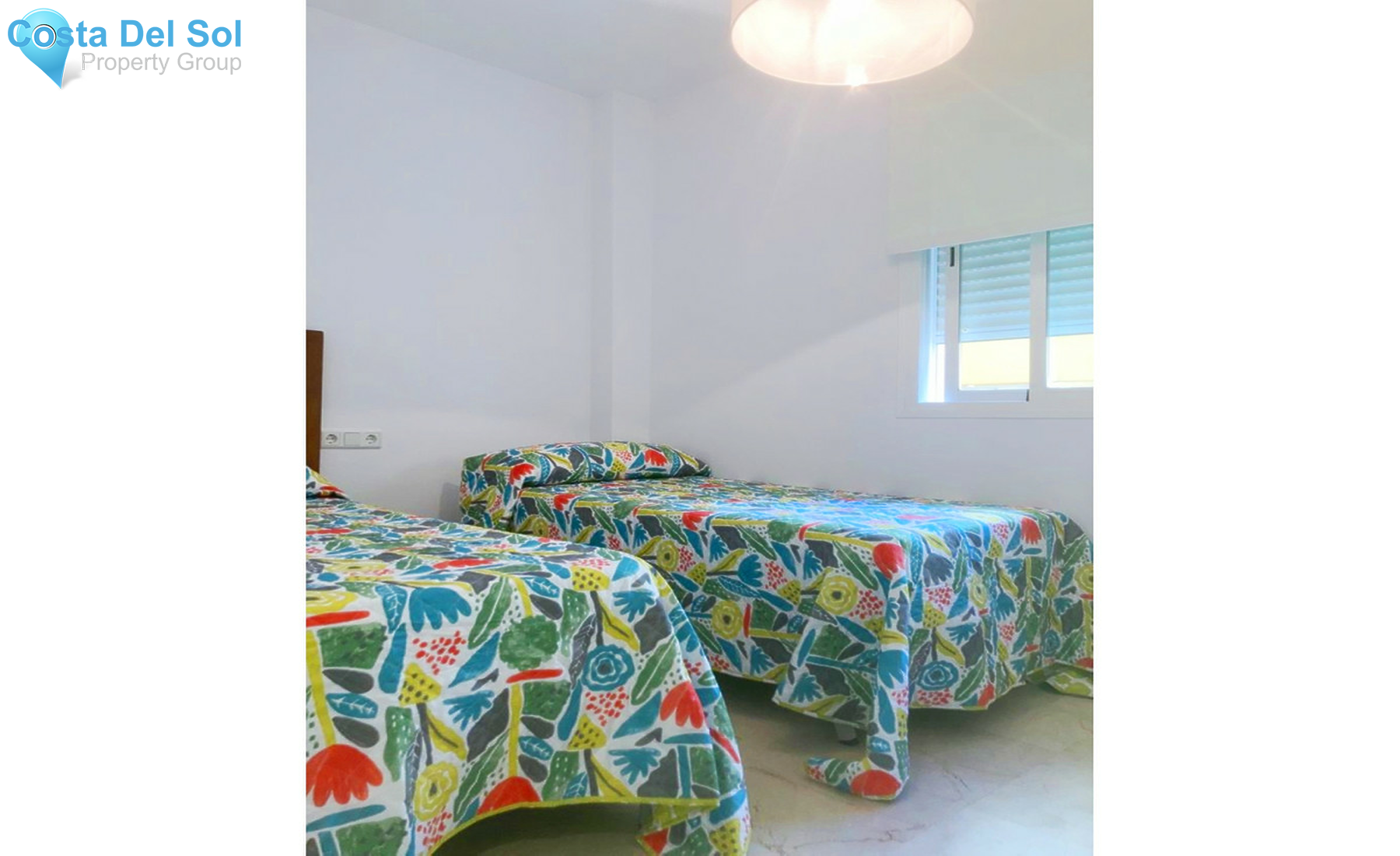 Middle Floor Apartment in Estepona-1343134