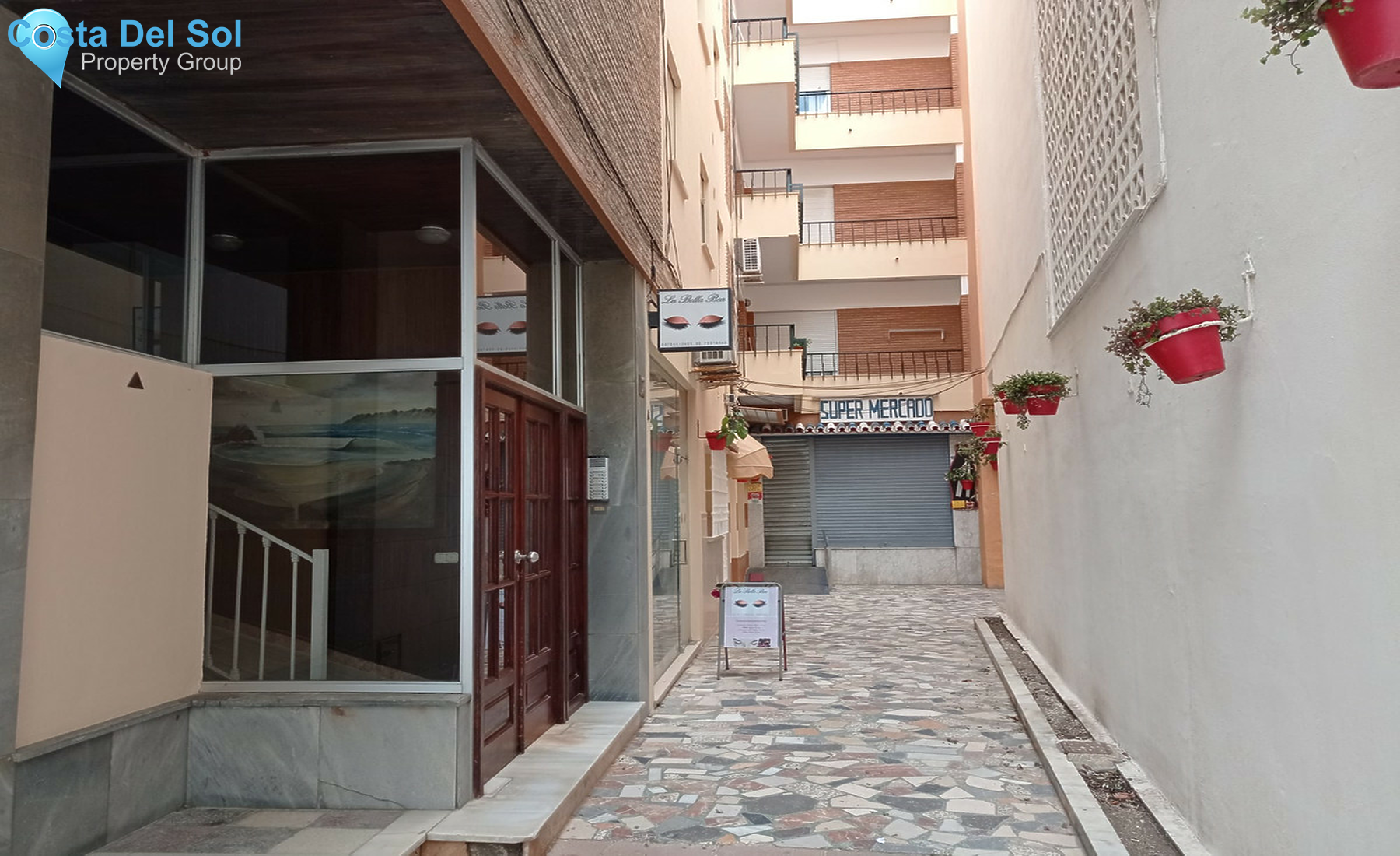 Middle Floor Apartment in Estepona