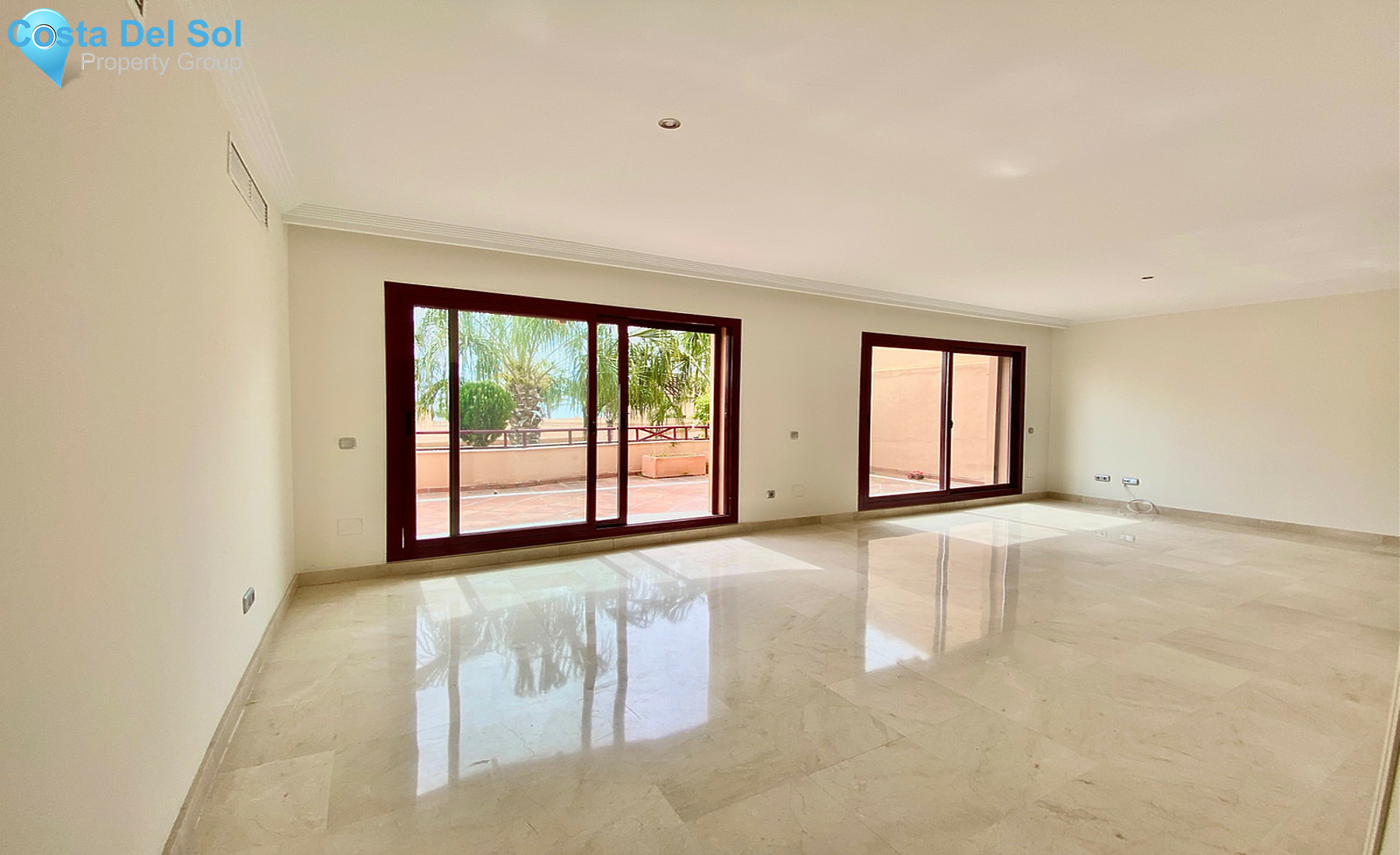 Middle Floor Apartment in Estepona-1352497