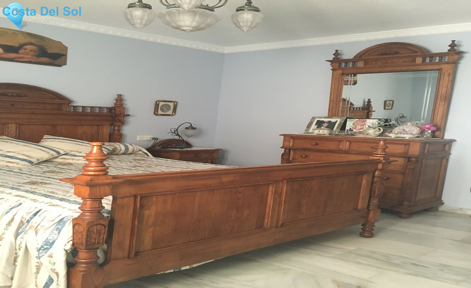 Middle Floor Apartment in Estepona-1353550