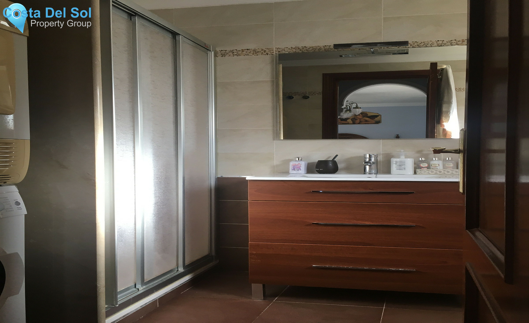 Middle Floor Apartment in Estepona-1353548