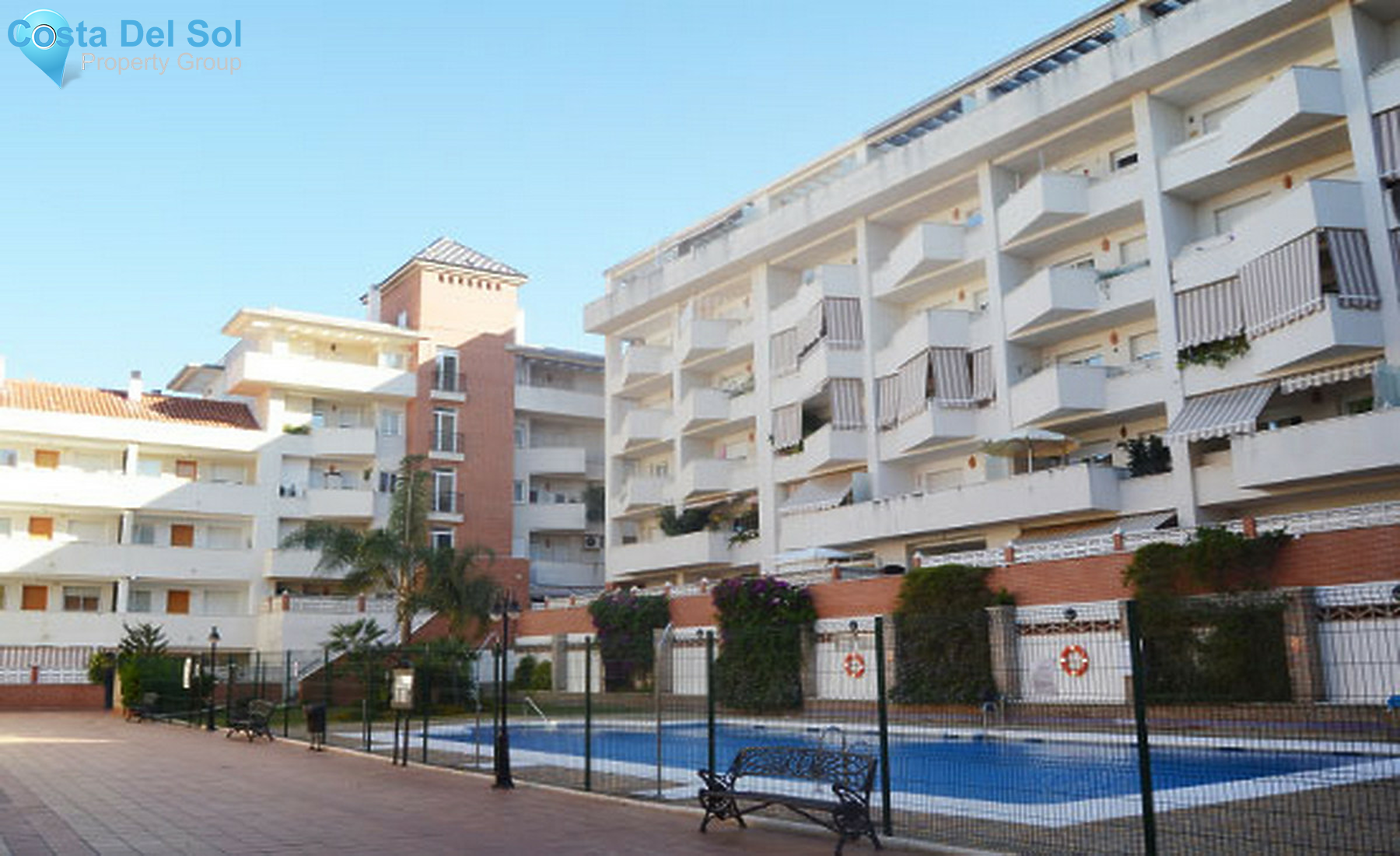 Middle Floor Apartment in Estepona-1354645