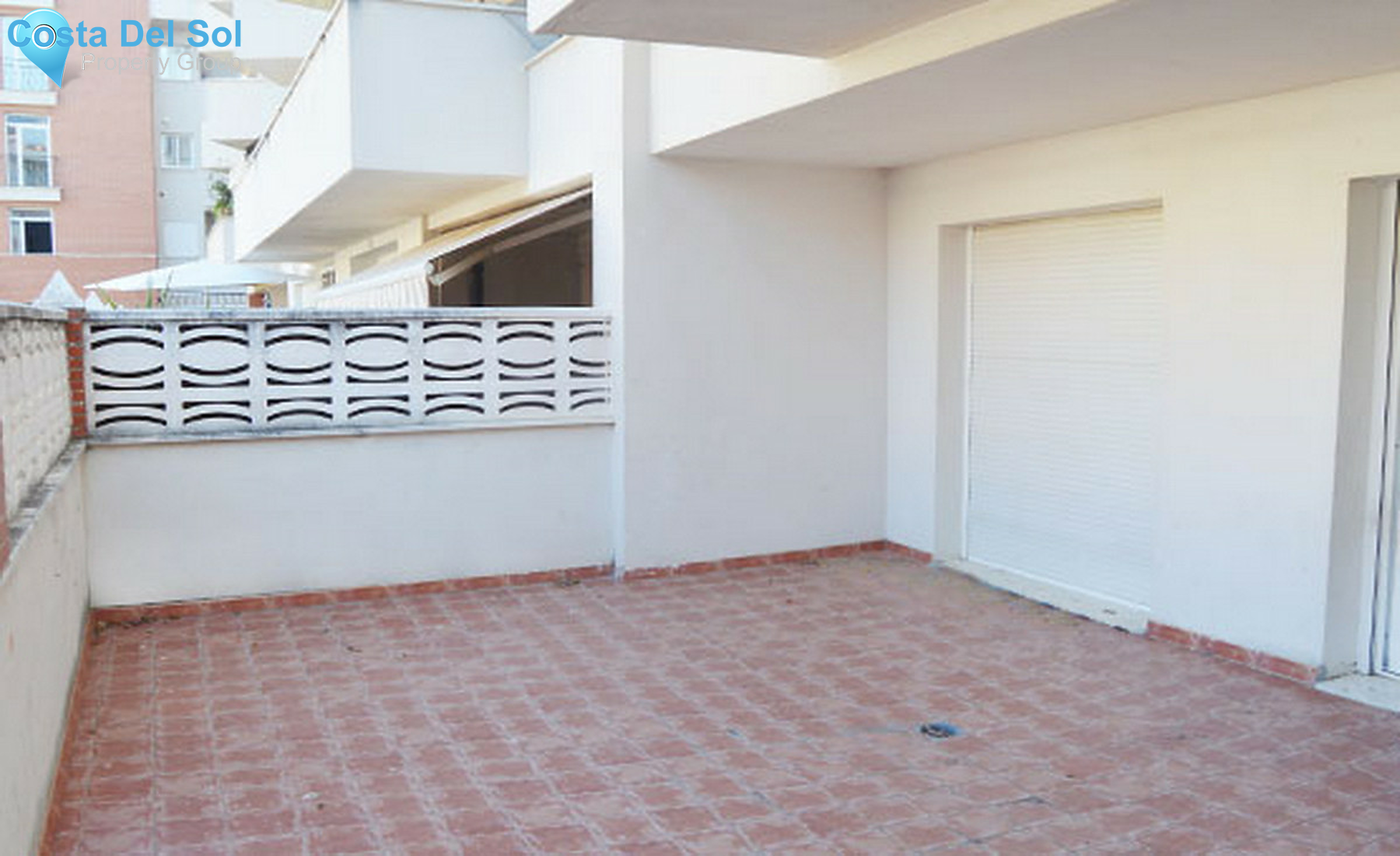 Middle Floor Apartment in Estepona-1354655