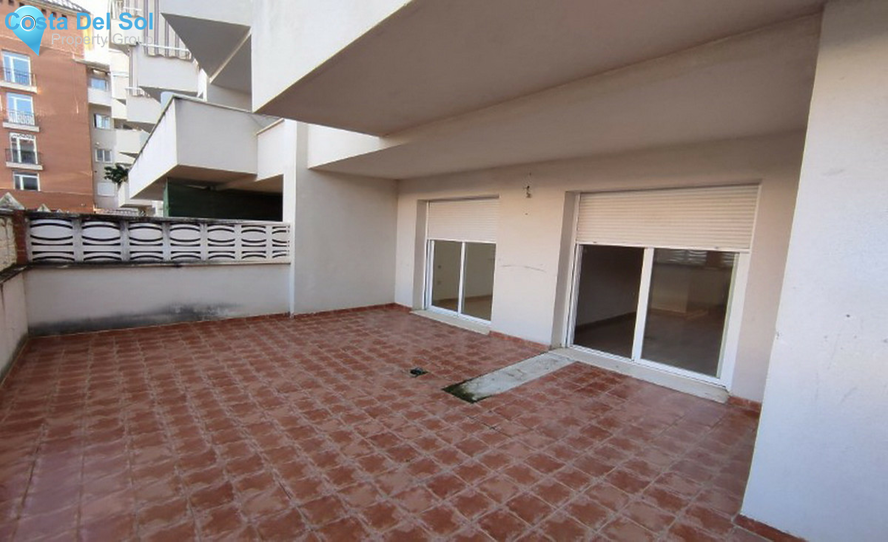 Middle Floor Apartment in Estepona-1354657