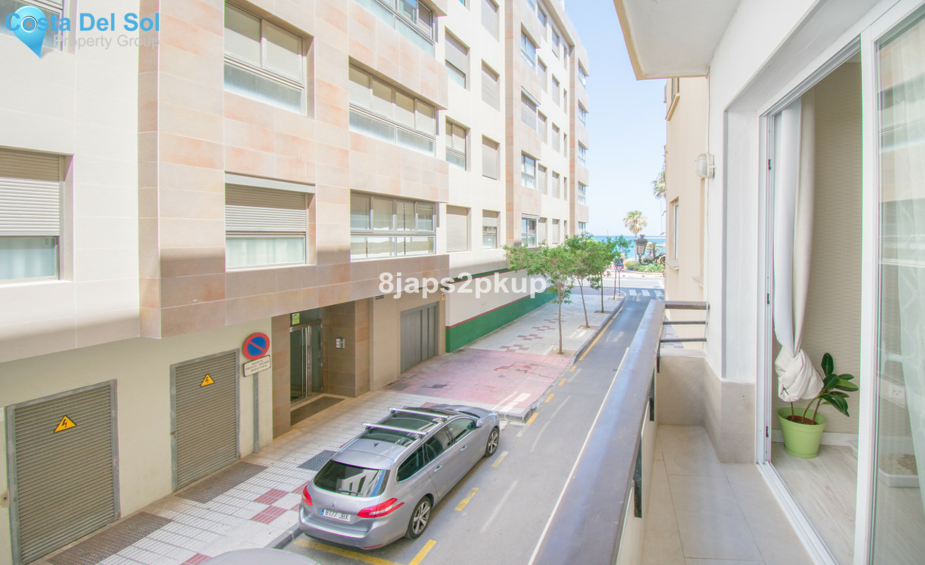 Middle Floor Apartment in Estepona