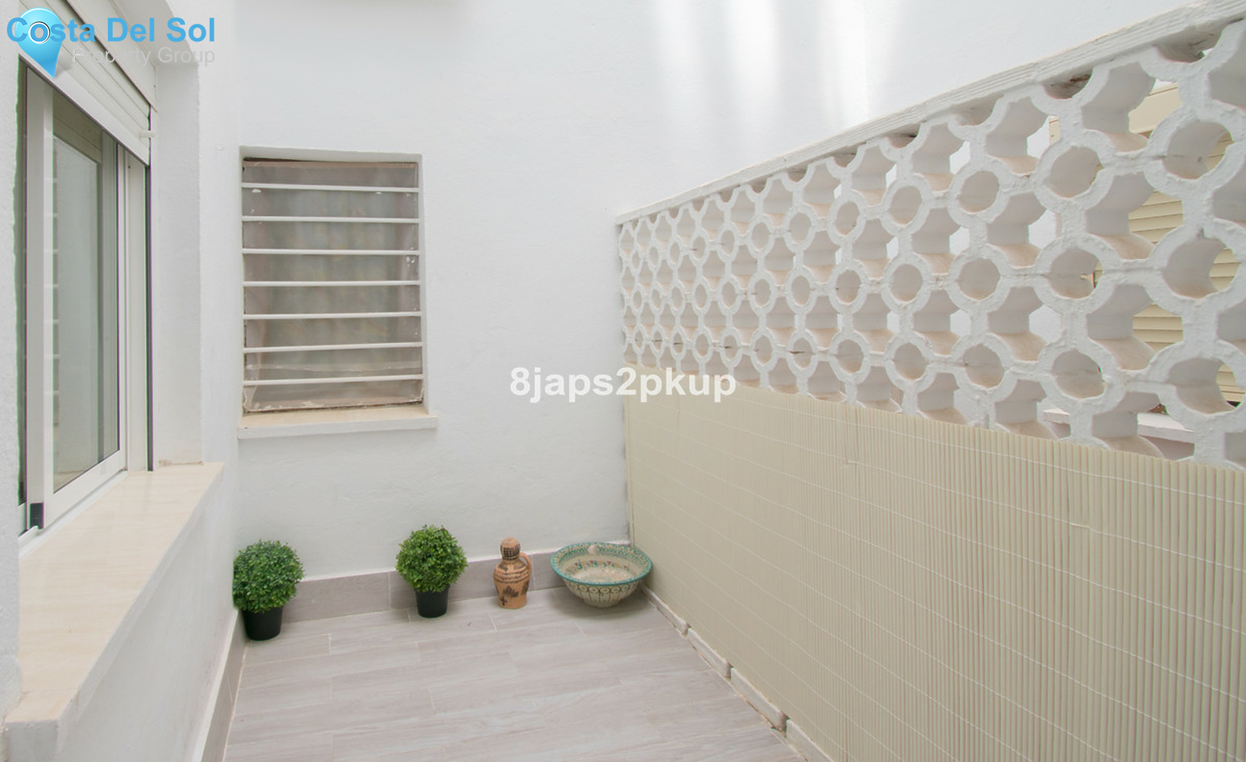 Middle Floor Apartment in Estepona-1354705