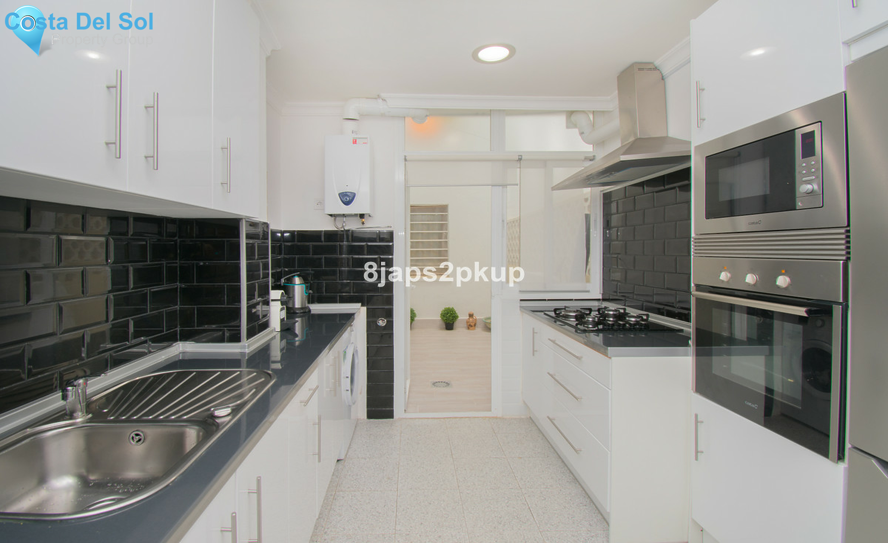Middle Floor Apartment in Estepona-1354710